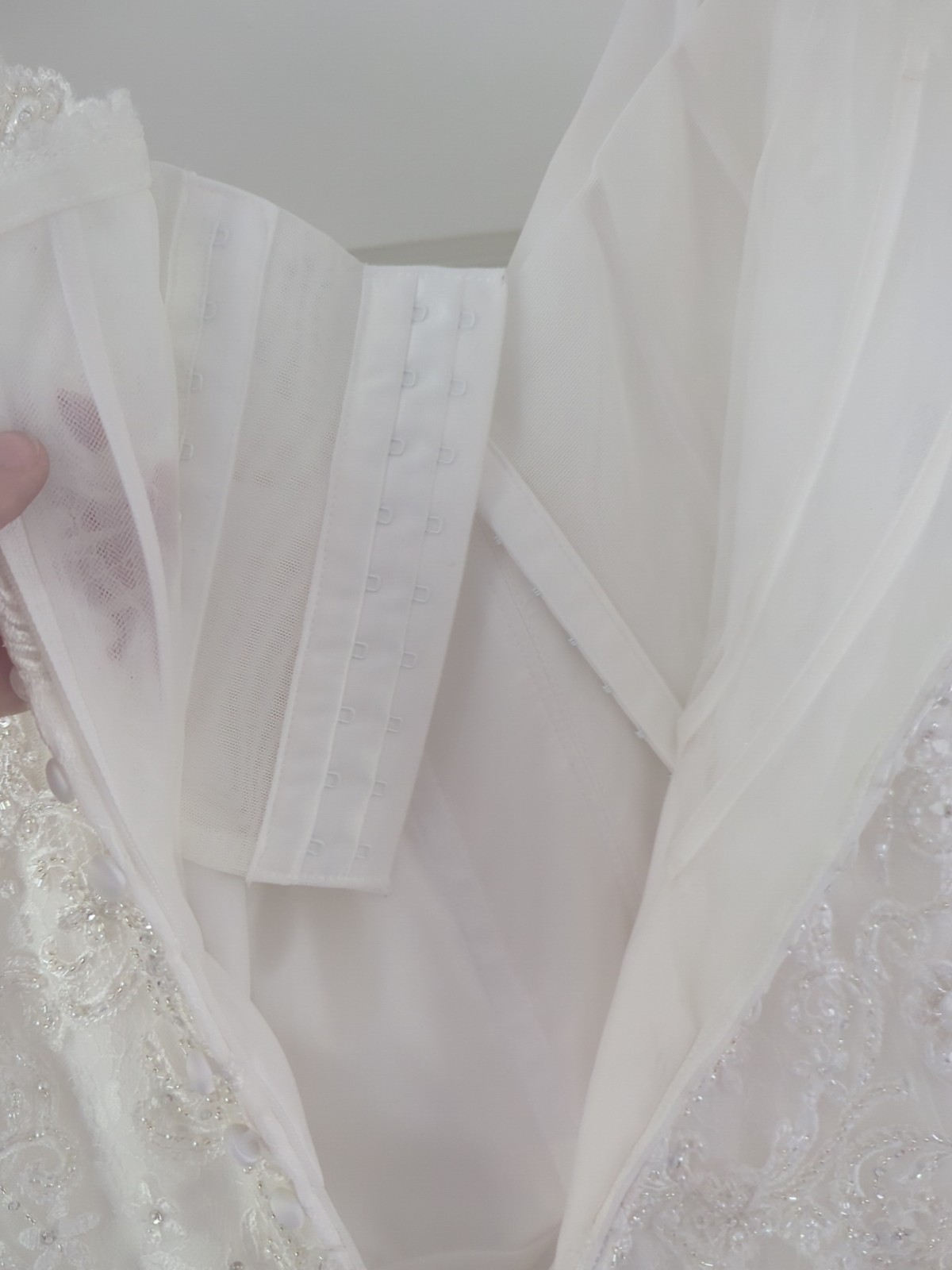 Allure Bridals Ivory Wedding Dress Style 469 – Size 22w