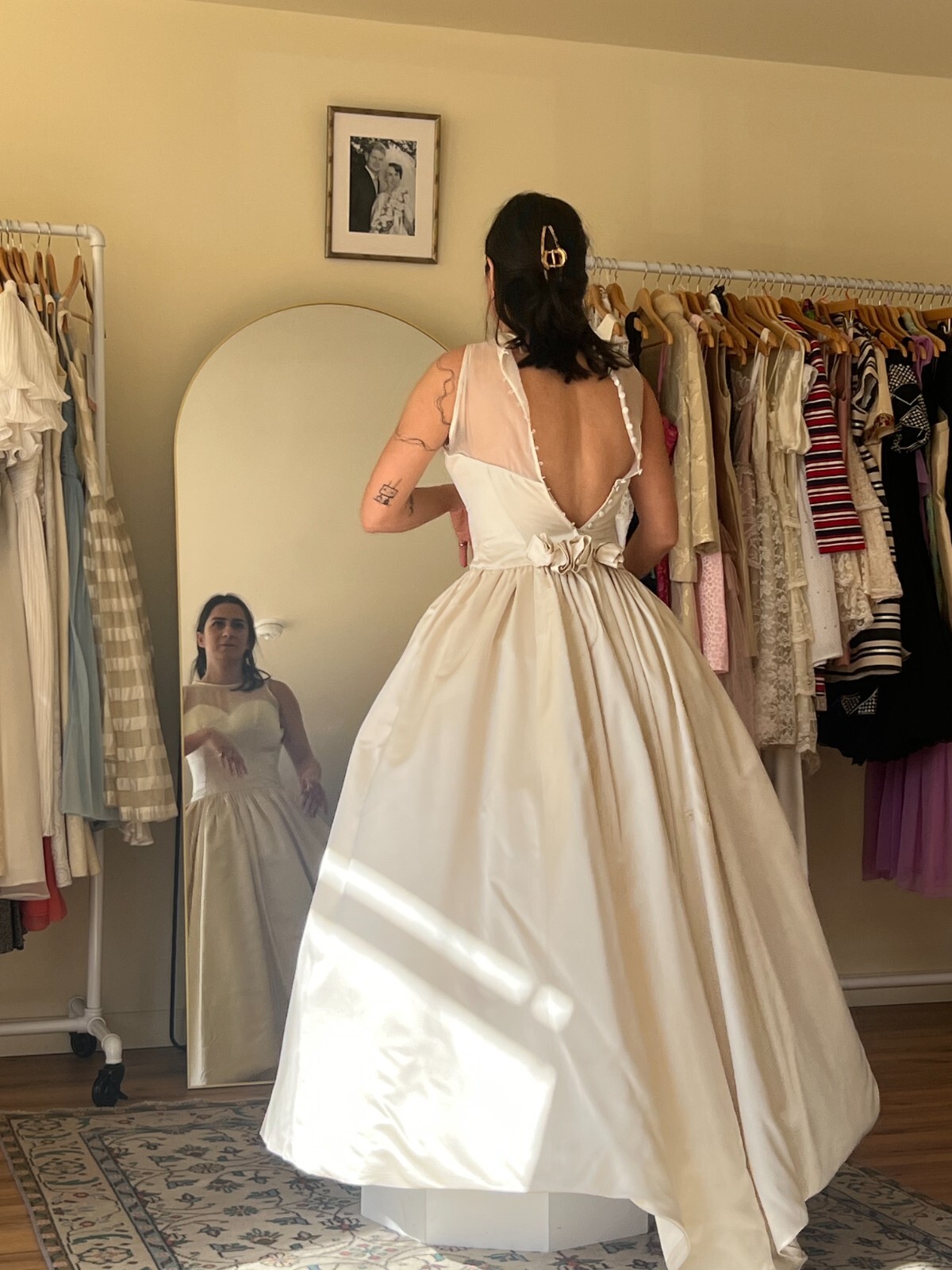 Vintage 1990s Amsale Wedding Dress Size Small – Curated and Refurbished