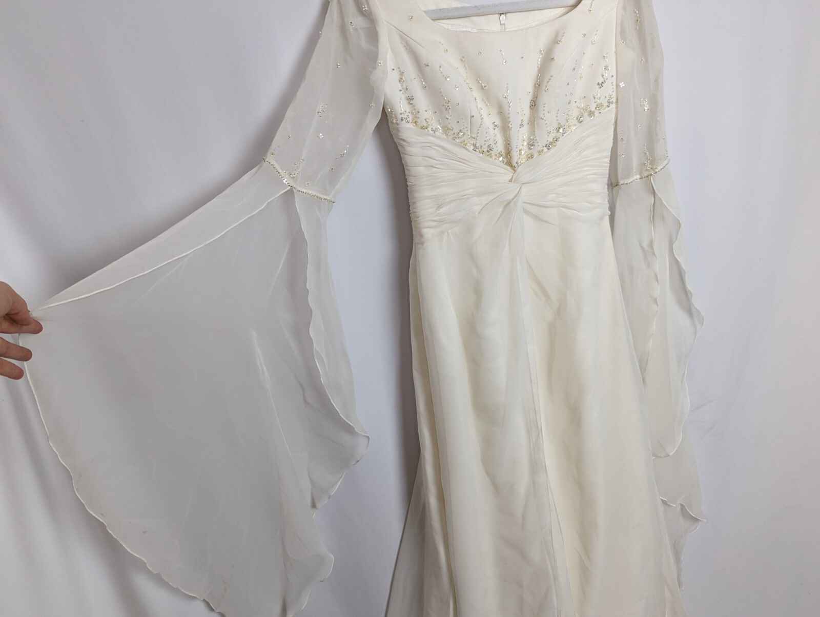 St. Patrick Sz 6 Ivory Wedding Gown Long Draped Sheer Sleeves Train Embellished