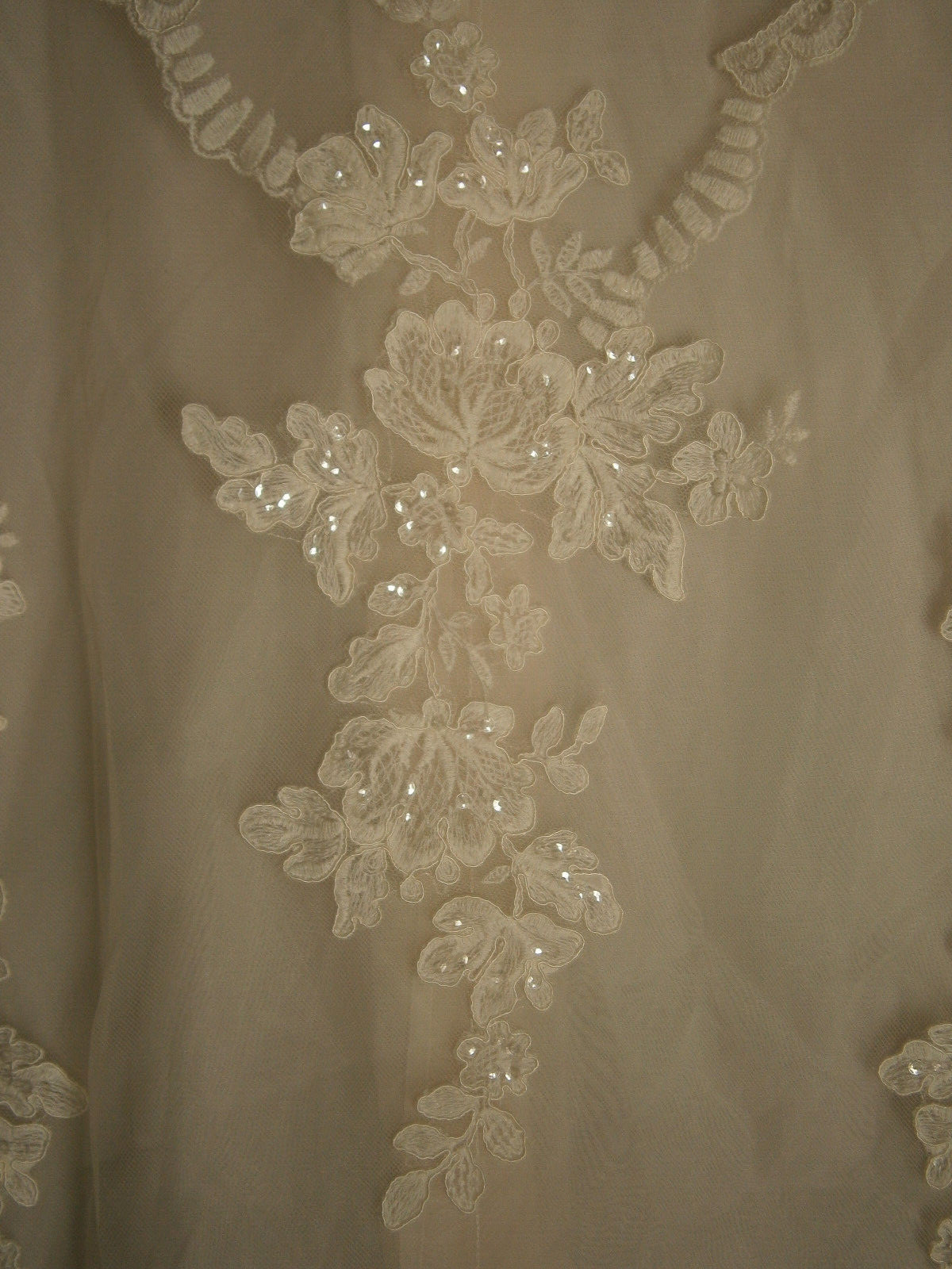 Essense of Australia D2002 Wedding Dress 12 Ivory Blush llusion Sparkle Sequins