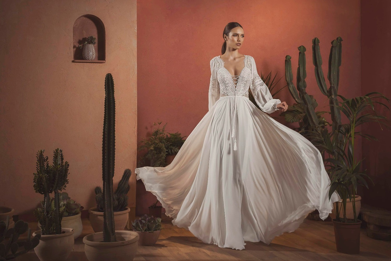 Boho A Line Wedding Dresses Backless V Neck Lace Appliqued Chiffon Bridal Gowns
