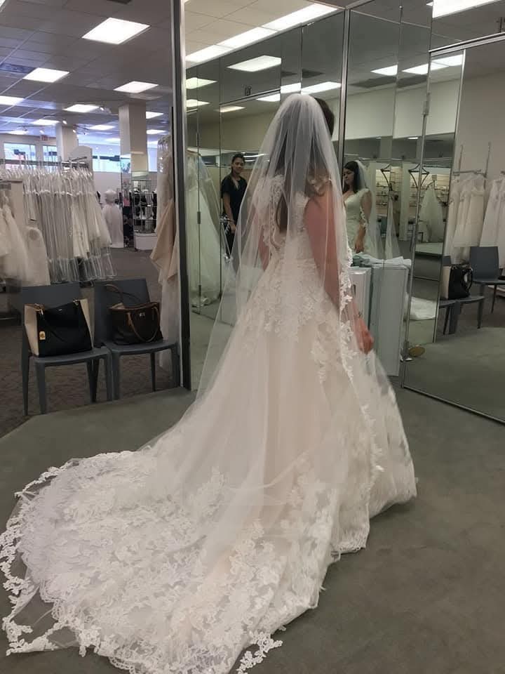 WHITE DAVIDS BRIDAL DRESS/VESTIDO DE NOVIA BLANCO DE DAVIDS BRIDAL