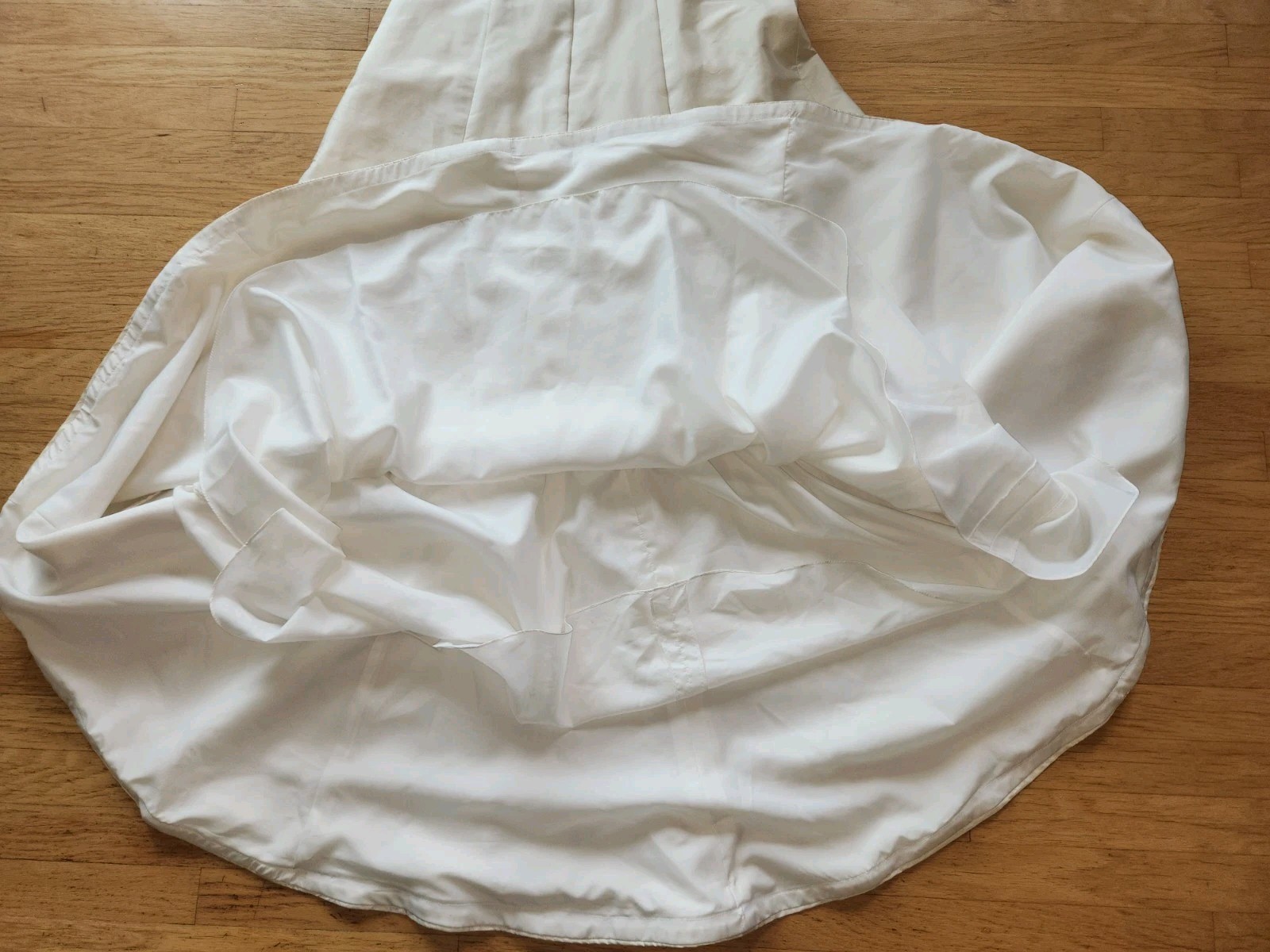 2 Be Bride 100% SILK Ivory Wedding Gown* sz8 beaded & Covered Buttons*Very Gd!!