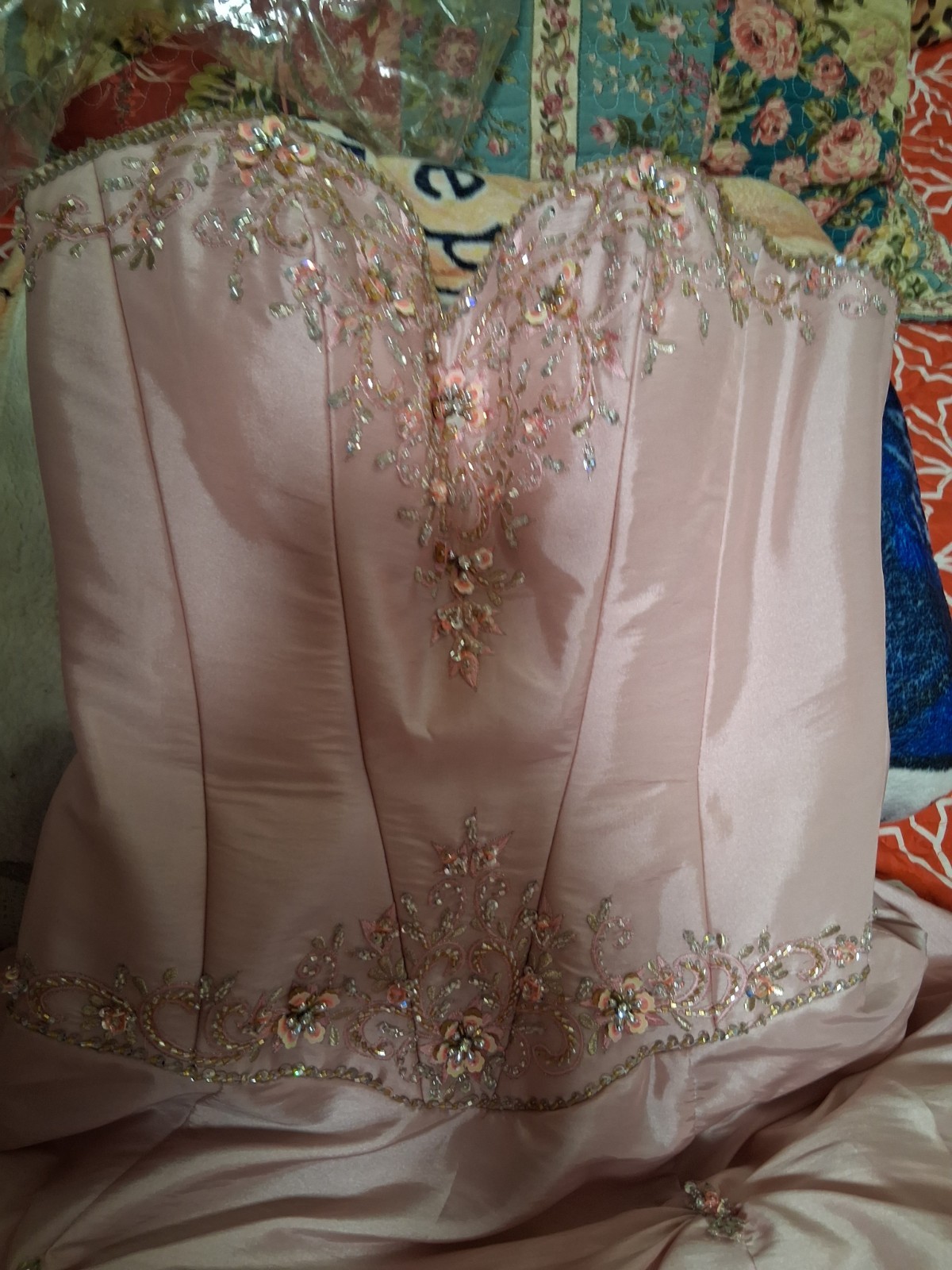 Mary’s Pink Beaded Embroidered Ball Gown Sweetheart Sleeveless Dress Size 4