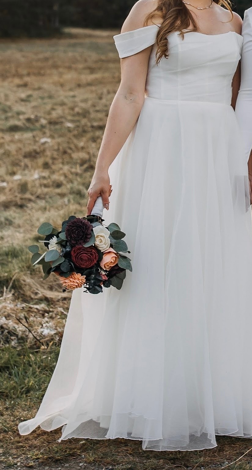 Jenny Yoo “Bronte” Wedding Dress – full length – size 8/10
