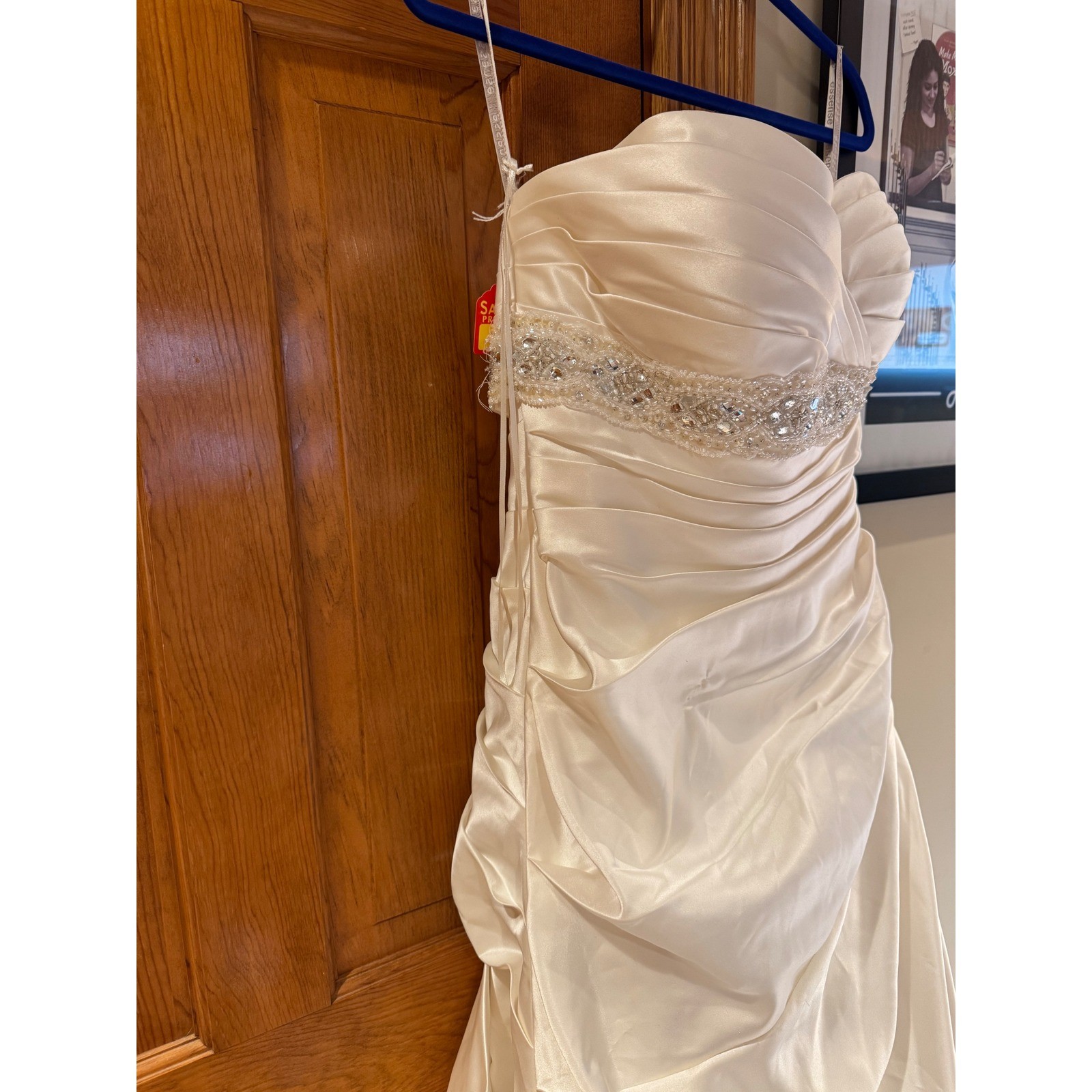 Essense of Australia Ivory Satin Ruched Strapless Wedding Dress Gown Size 12