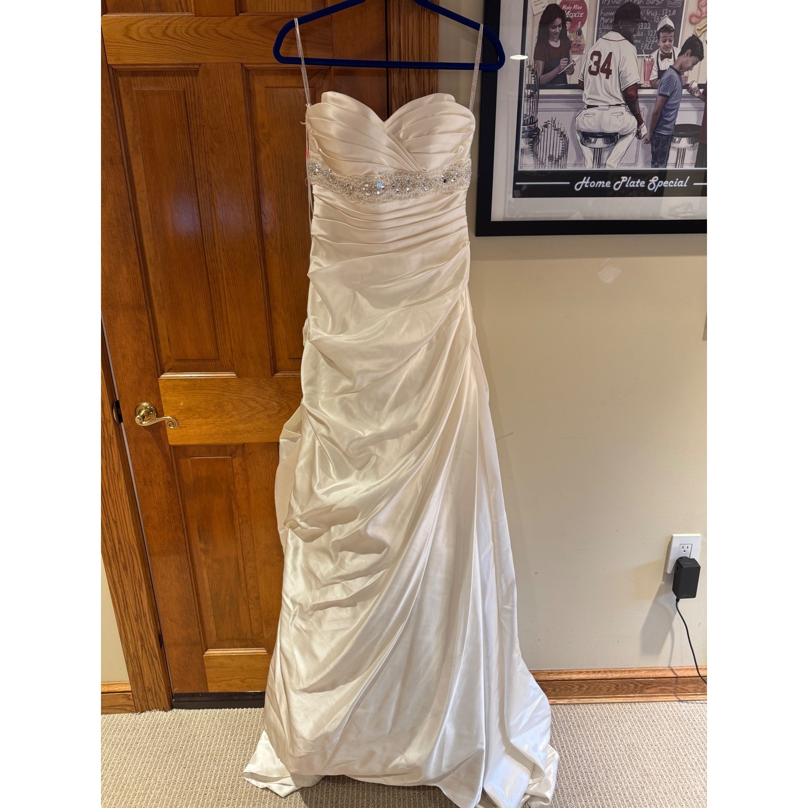 Essense of Australia Ivory Satin Ruched Strapless Wedding Dress Gown Size 12