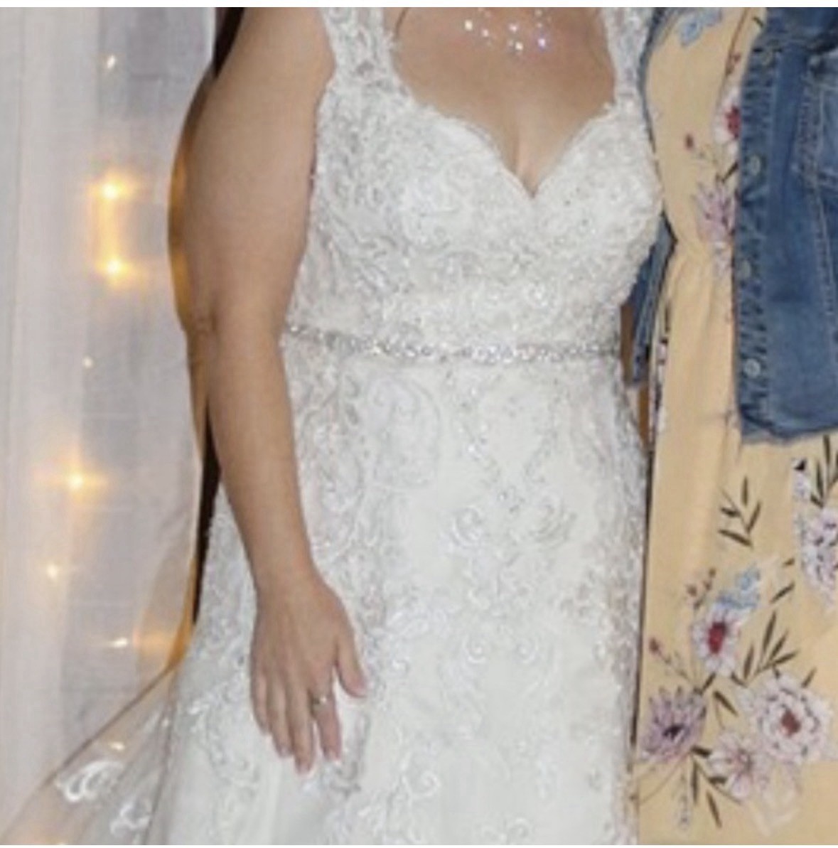 David’s Bridal Petites 12 Ivory/Champagne Lace Sweetheart Cap Sleeve Button