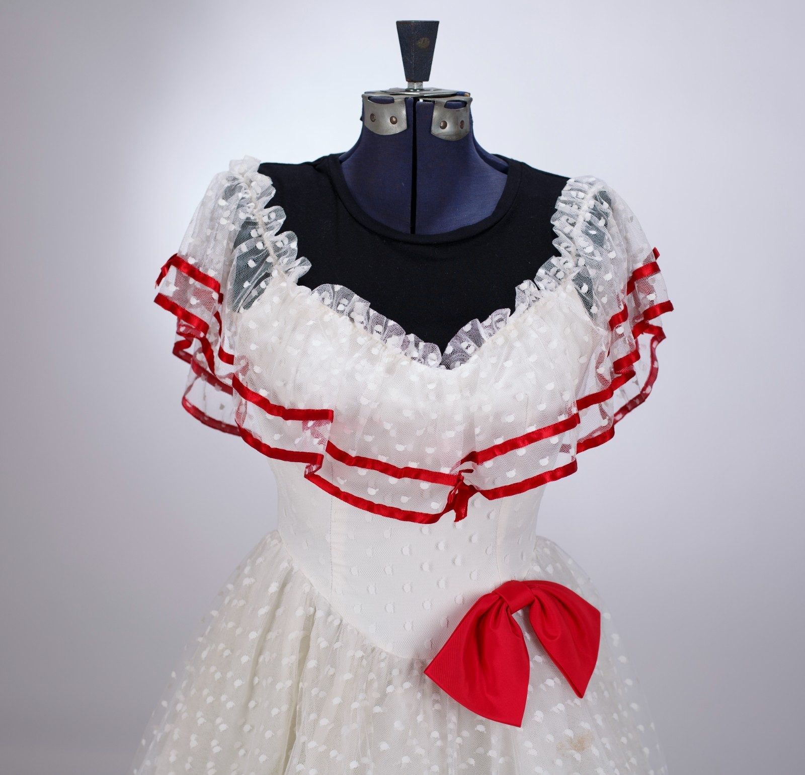 VTG Flirtations by Alfred Angelo Dotted Tull Southern Ball Gown Ivory Size 3/5