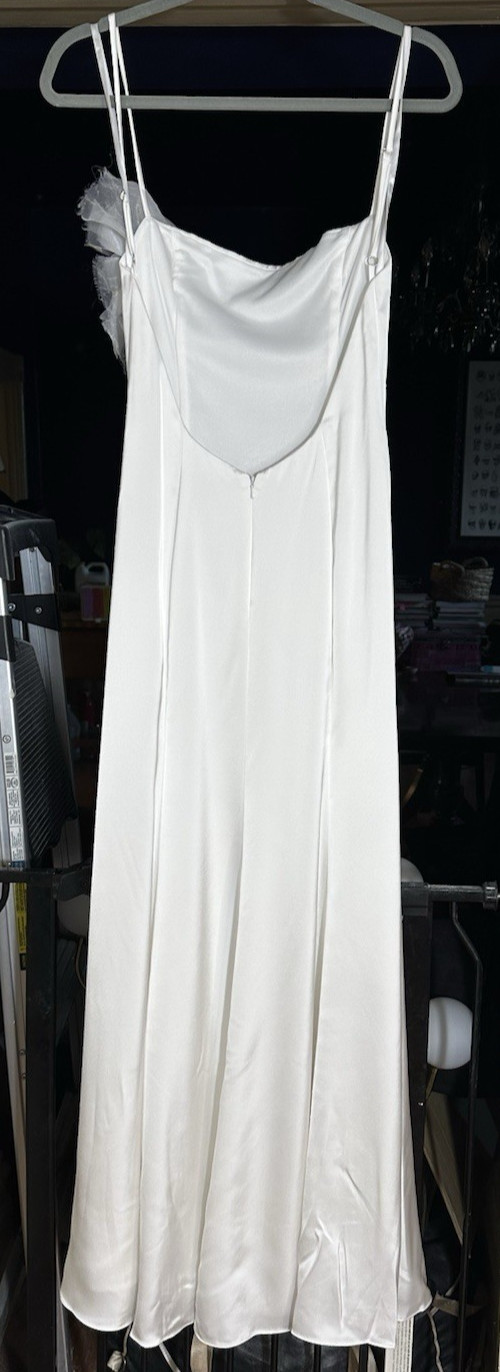 $398 Katie May Ivory Grad Bridal Shower Floral Gown sz Small Whimsy Romantic
