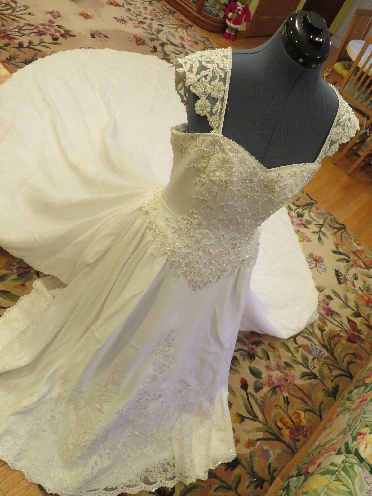 NEW Mary’s ALENCON lace DETACHABLE TRAIN Vintage Wedding Dress PRINCESS Gown WOW