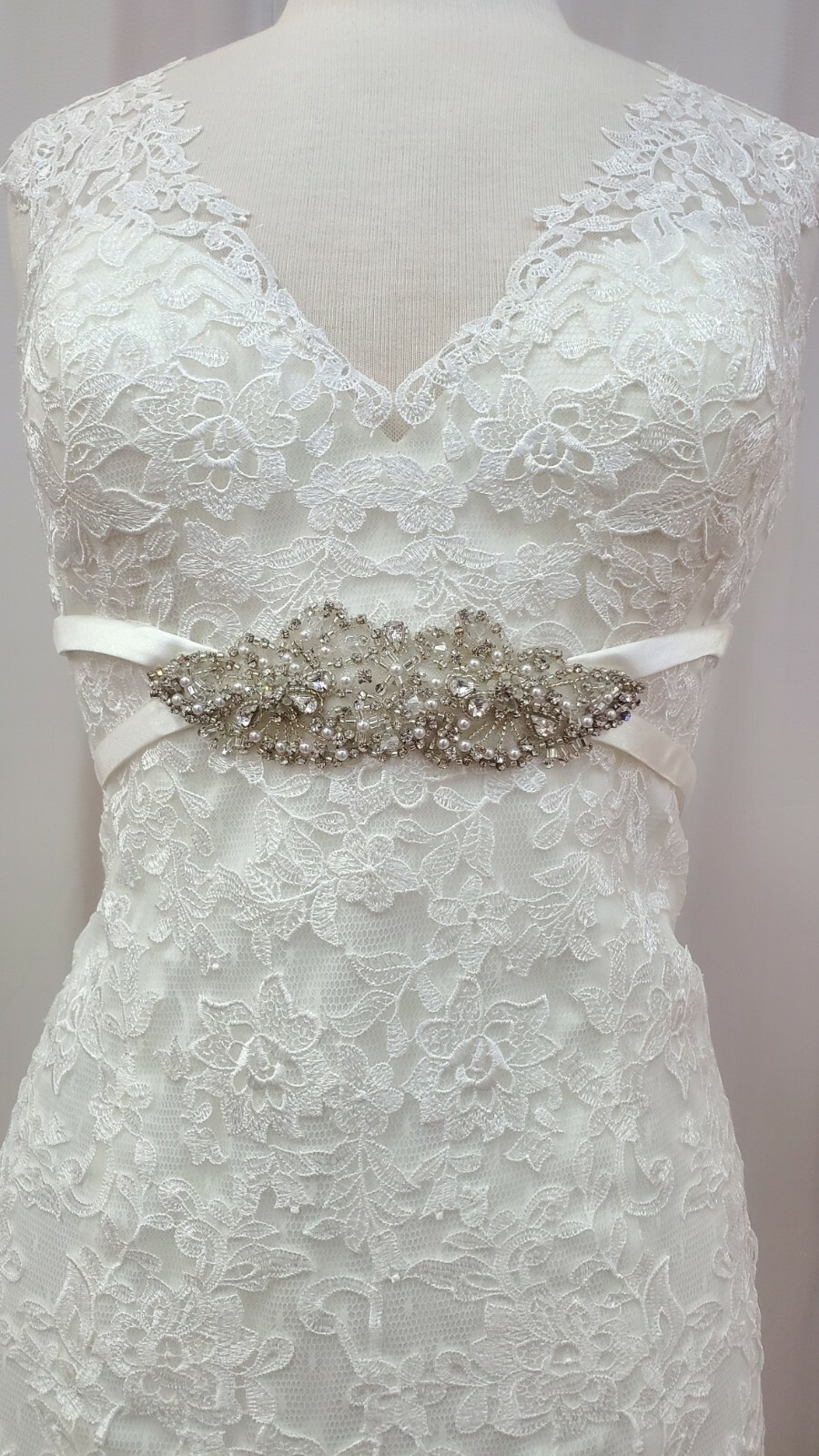 Mary’s Bridal Wedding Dress C7997 Mermaid Fit Flare Queen Anne Off Shoulder Lace
