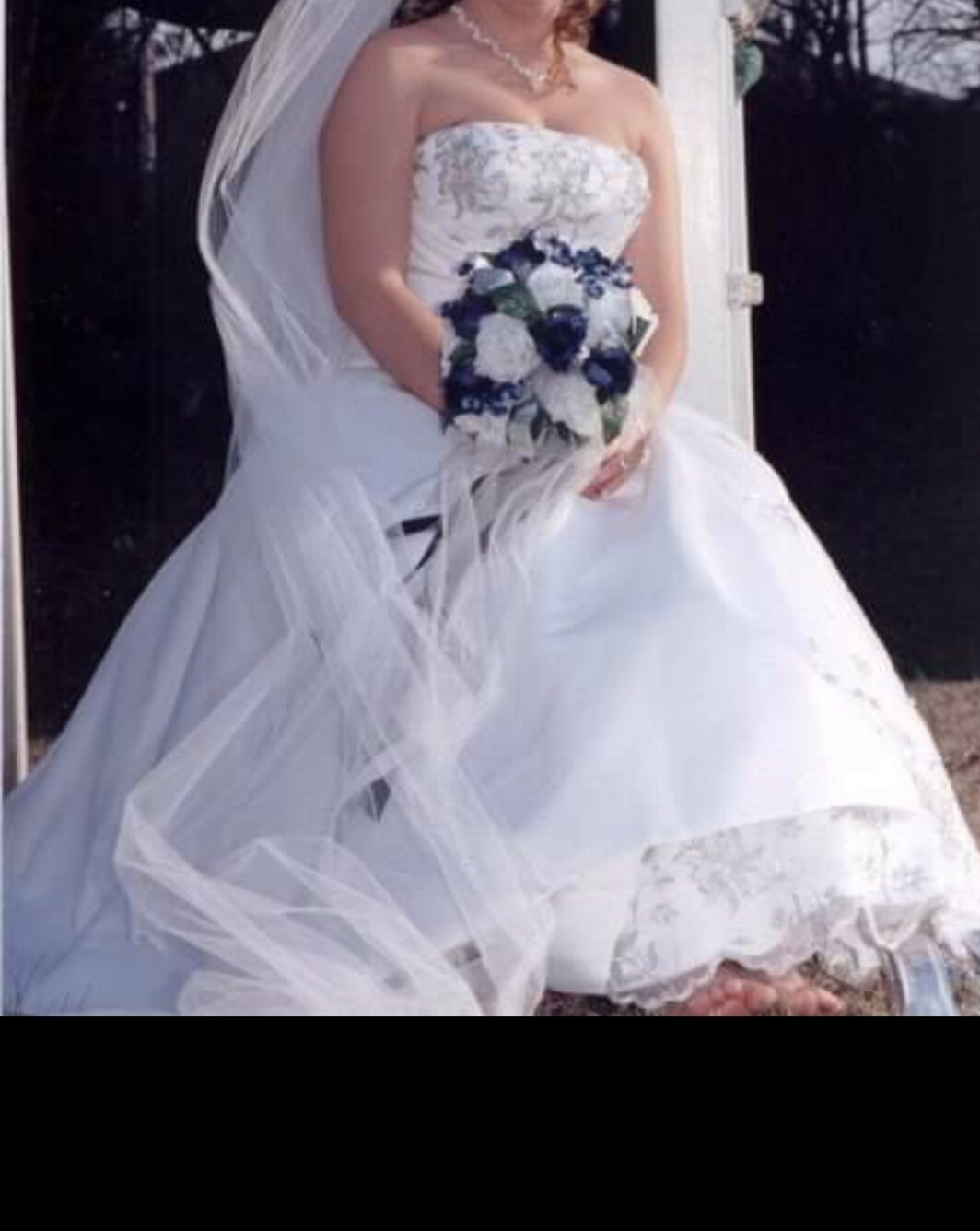 Jordan And Ashley Wedding Dress sz8 used silver white strapless