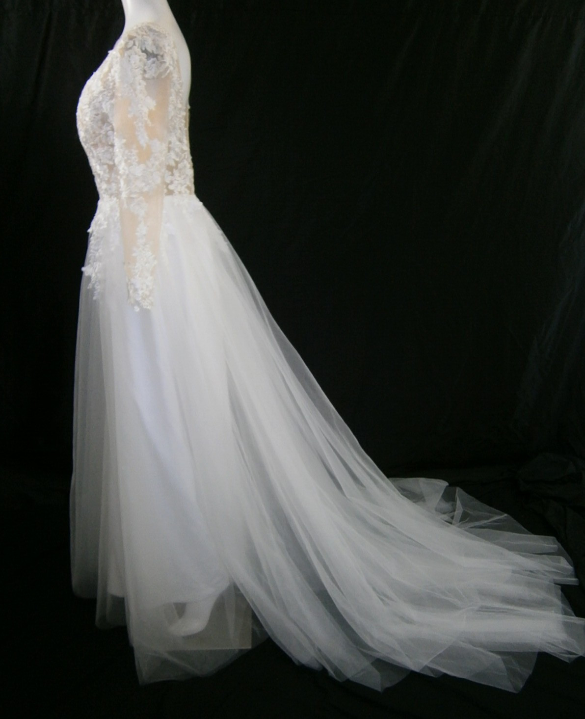 Wedding Dress 8 Off White Lace Embroidery Nude Illusion Tulle Ball Gown Slit