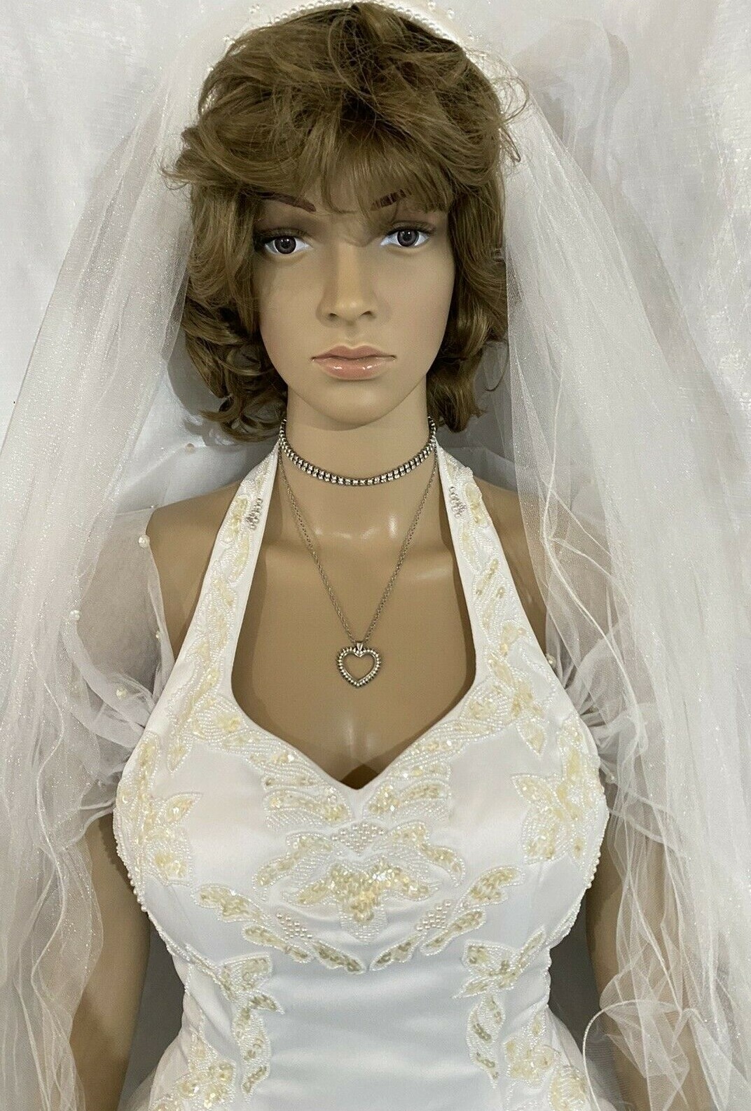 Pretty WHITE Venus Wedding Gown/Dress SZ 10W? with scarf, and veil EUC