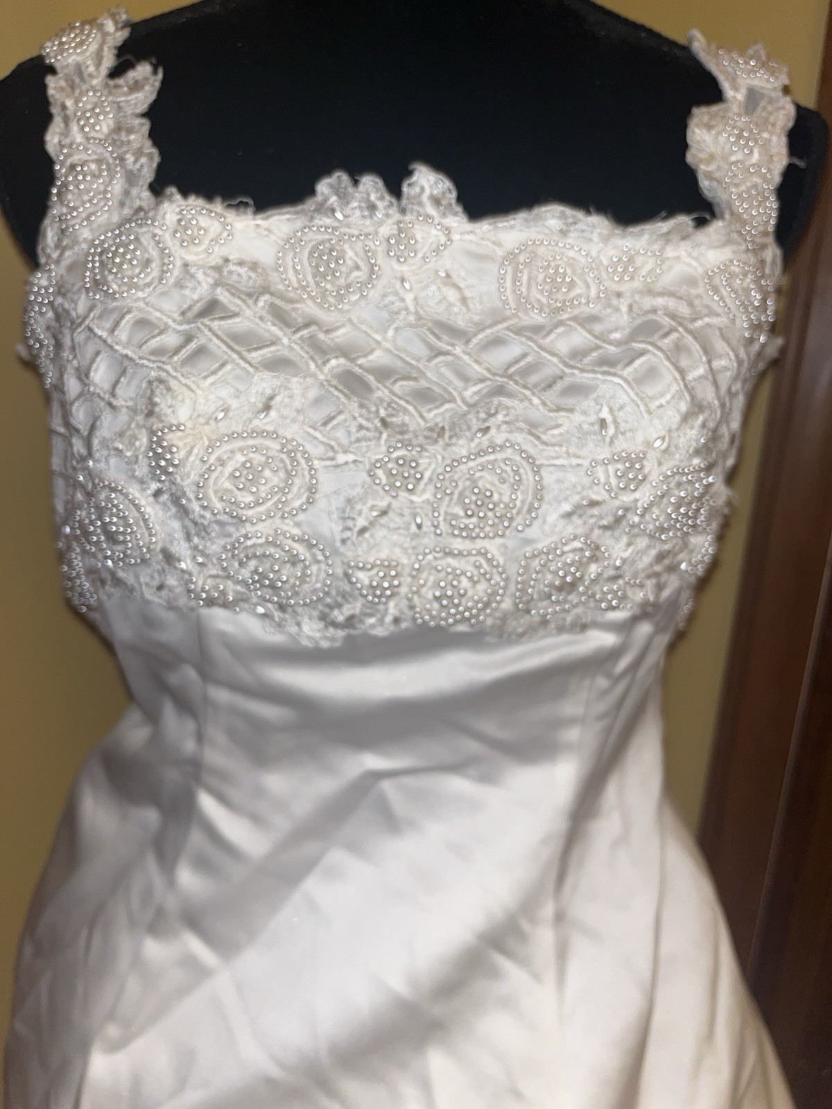 Vintage Jasmine Wedding Gown/ Dress Size 8 White Beaded Style S97S5 NWT