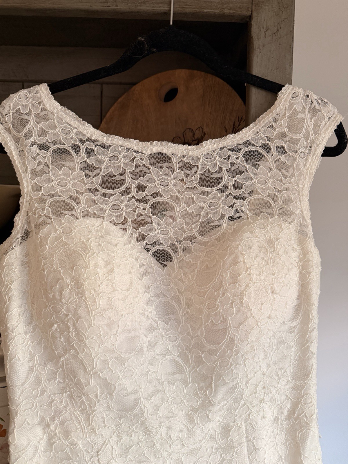 Morilee Ivory Lace Sleeveless V-Neck Full-Length Wedding Dress Size 14