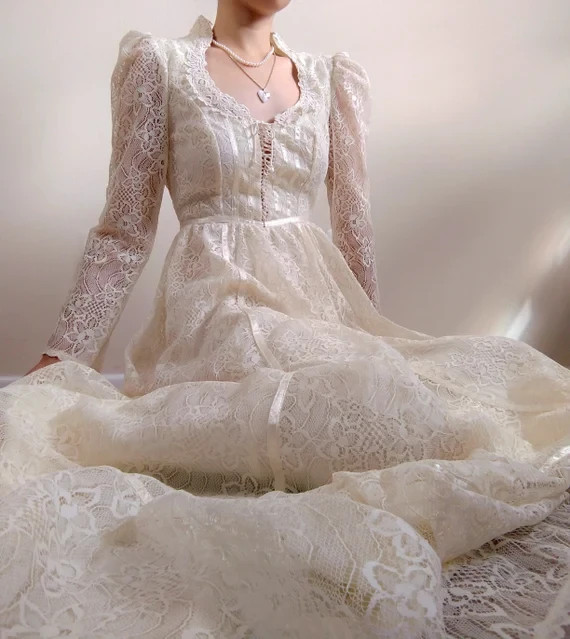 Wedding dress size 3 Petite