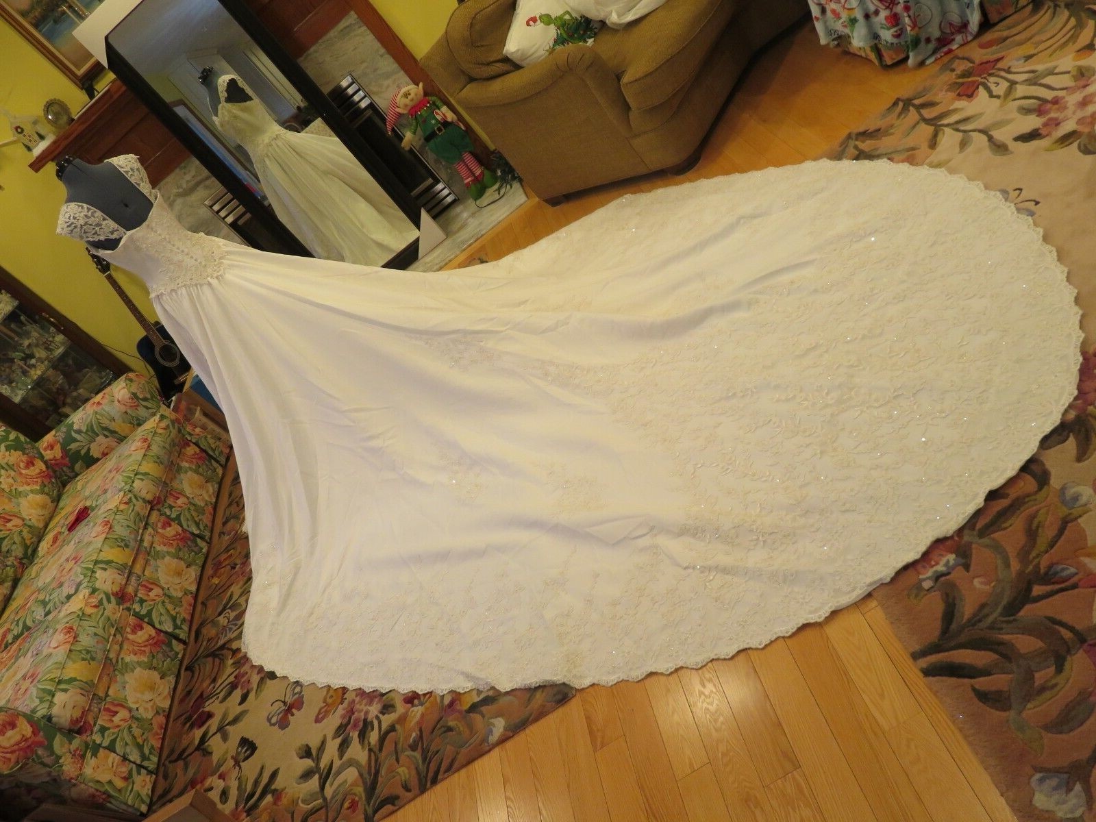 NEW Mary’s ALENCON lace DETACHABLE TRAIN Vintage Wedding Dress PRINCESS Gown WOW