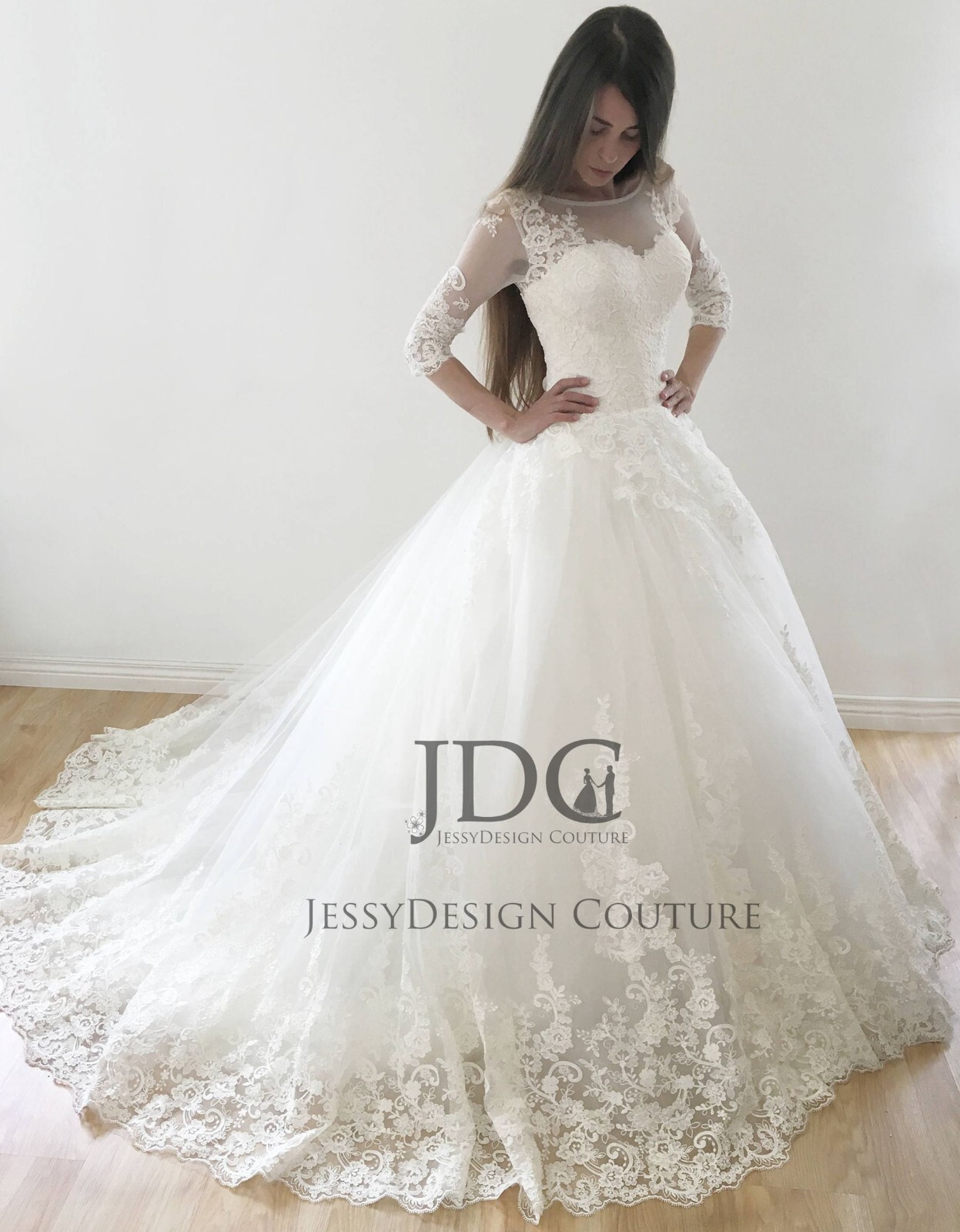 Luxurious Lace Wedding Dress Bridal Gown Corset Pearls Buttons Cathedral Train