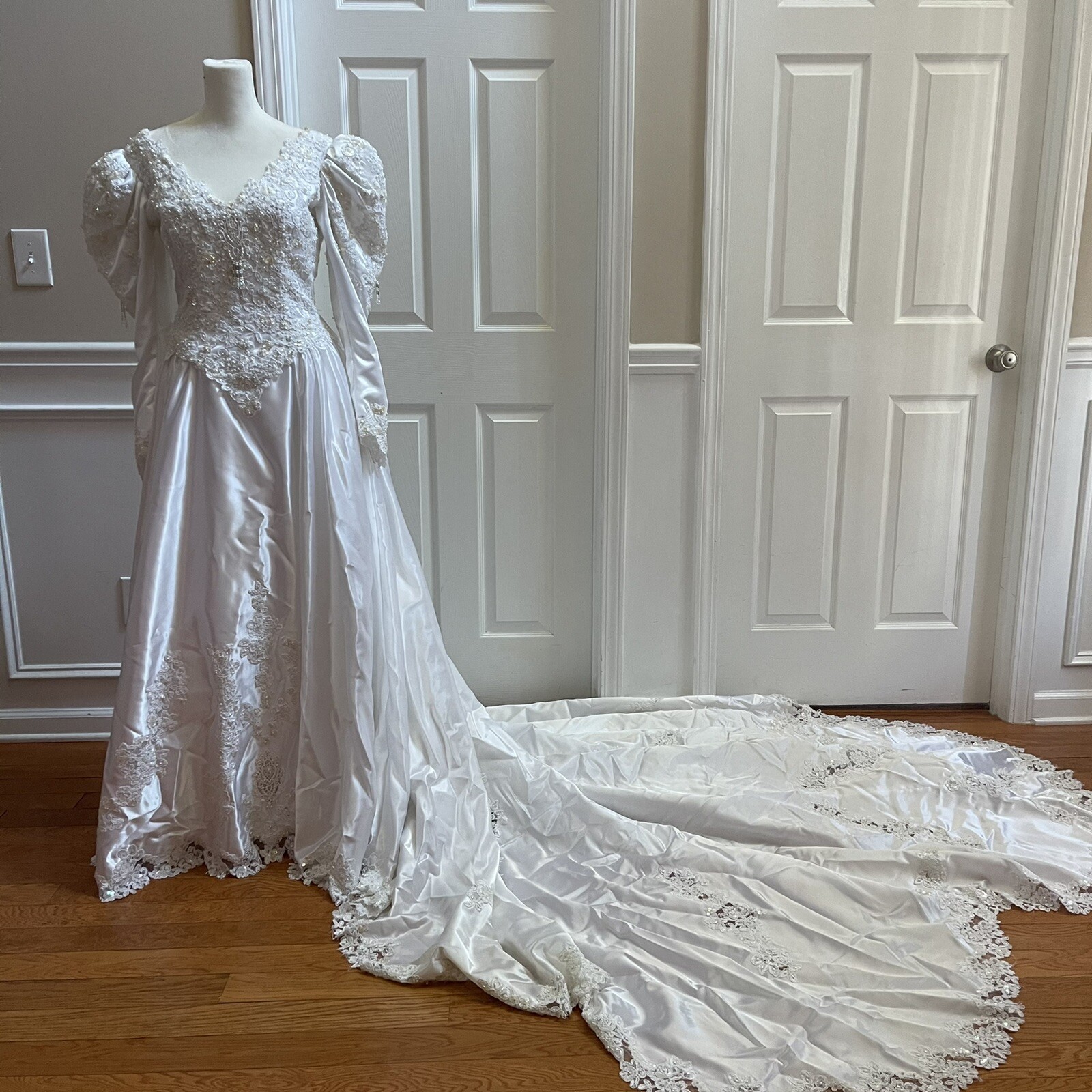 Unbranded Women Stunning White Beaded Wedding and Train Wedding Dress