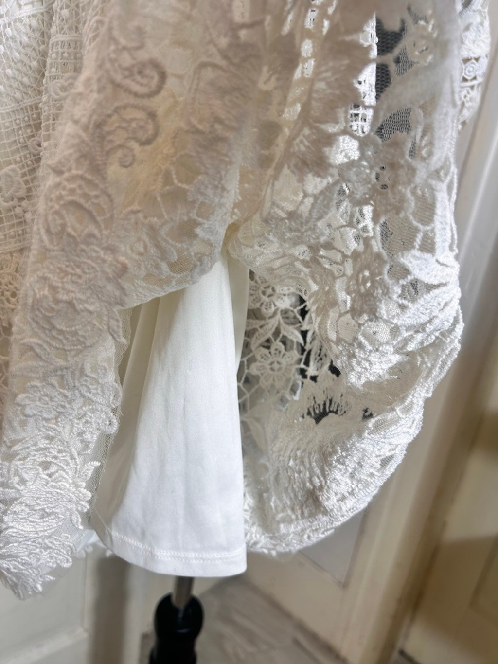 Women’s Tadashi Shoji Ivory Lace Bridal Wedding Gown Size 12 Fairy Boho Classic
