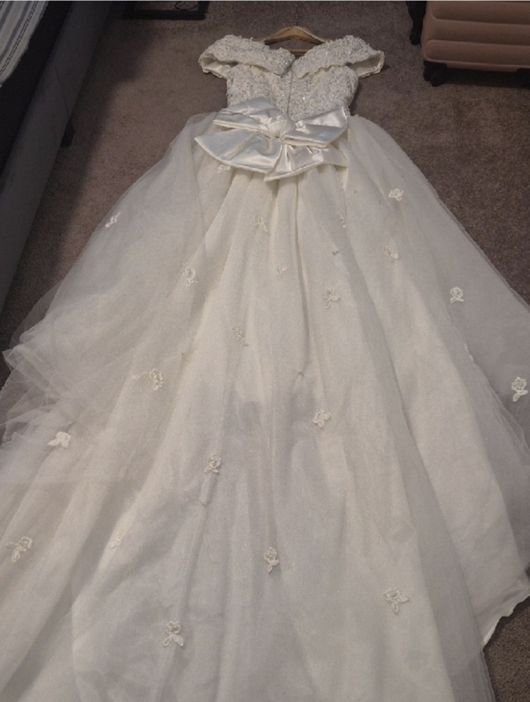 Ivory, Off-shoulder Vintage Wedding Dress