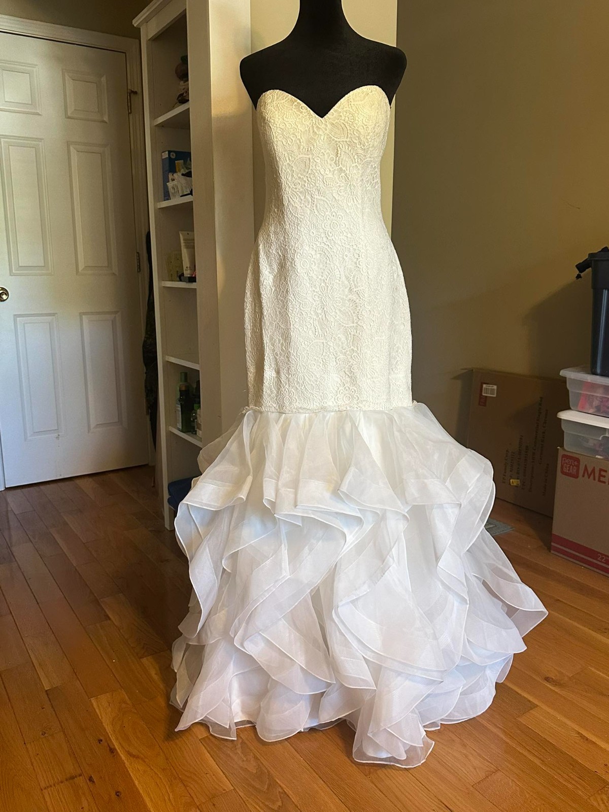 Beloved Casablanca Wedding Dress Size 14 NWT