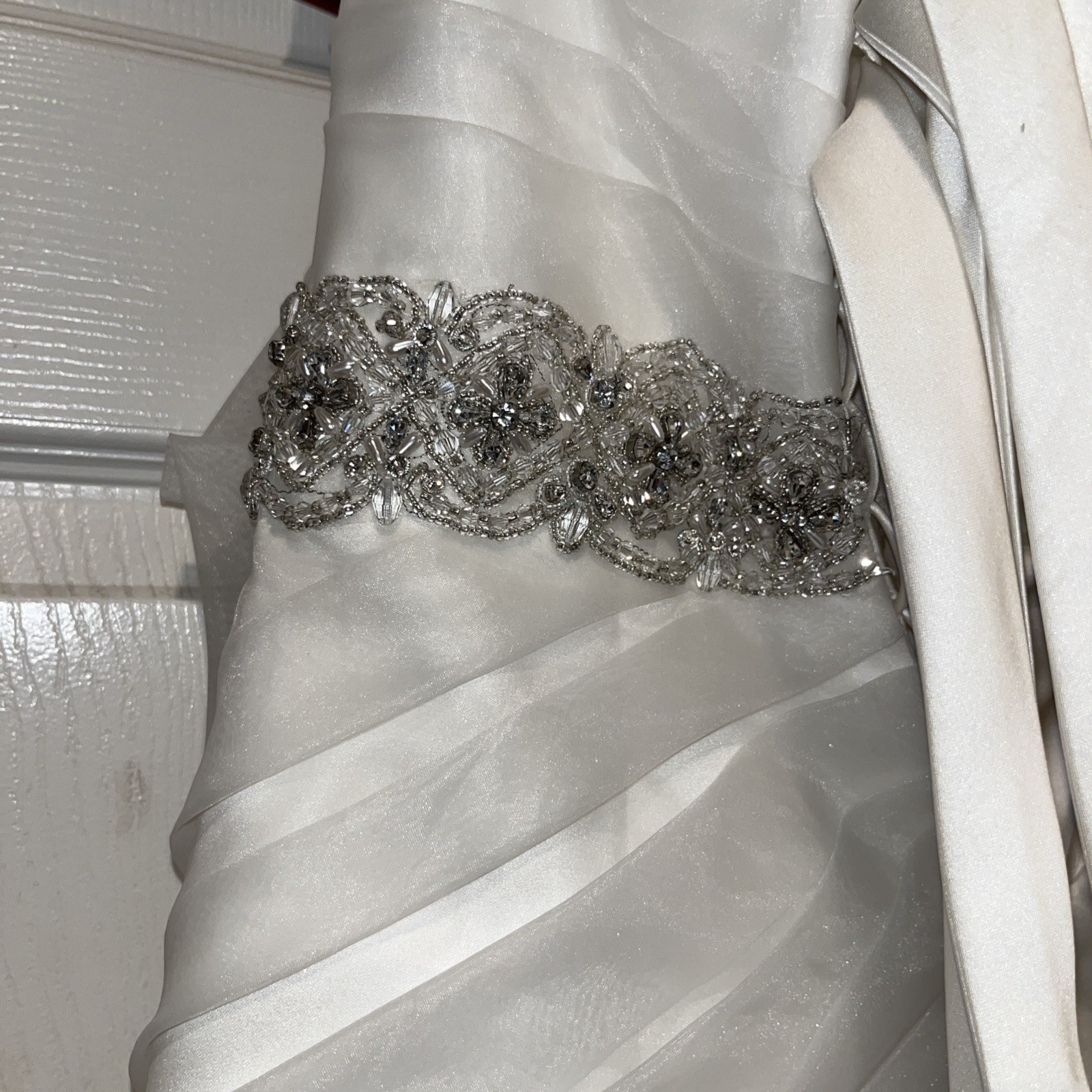 Elegant Wedding Dress By Venus Rhinestone Strapless Size 14 New With Tags!