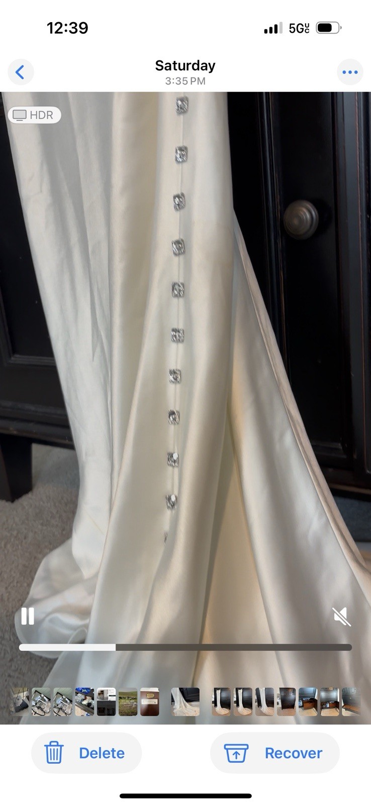 Ivory Bridal Gown Size 4 Crystal Buttons Wedding Dress