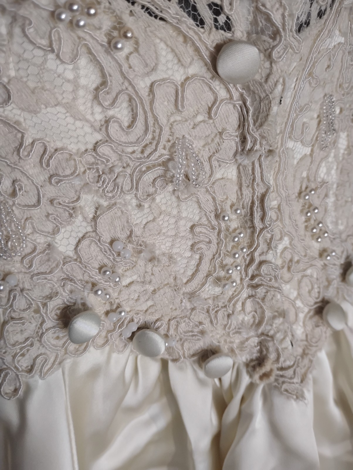 High Neck Ivory Train Sz M Hanging Bustle Beads Wedding Gown Dress