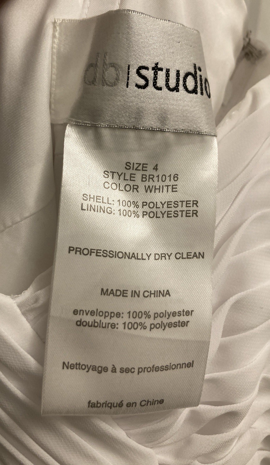 David’s Bridal Studio Halter Chiffon Wedding Dress Size 4 NWT