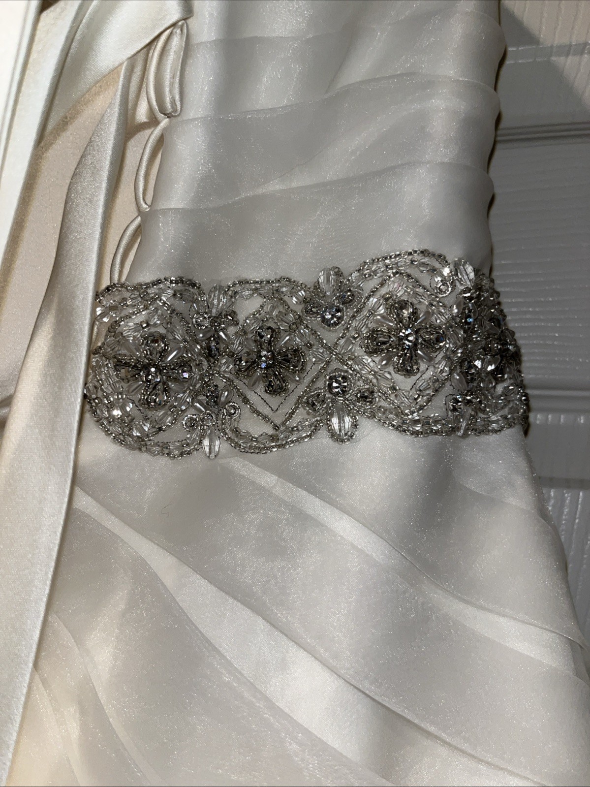 Elegant Wedding Dress By Venus Rhinestone Strapless Size 14 New With Tags!