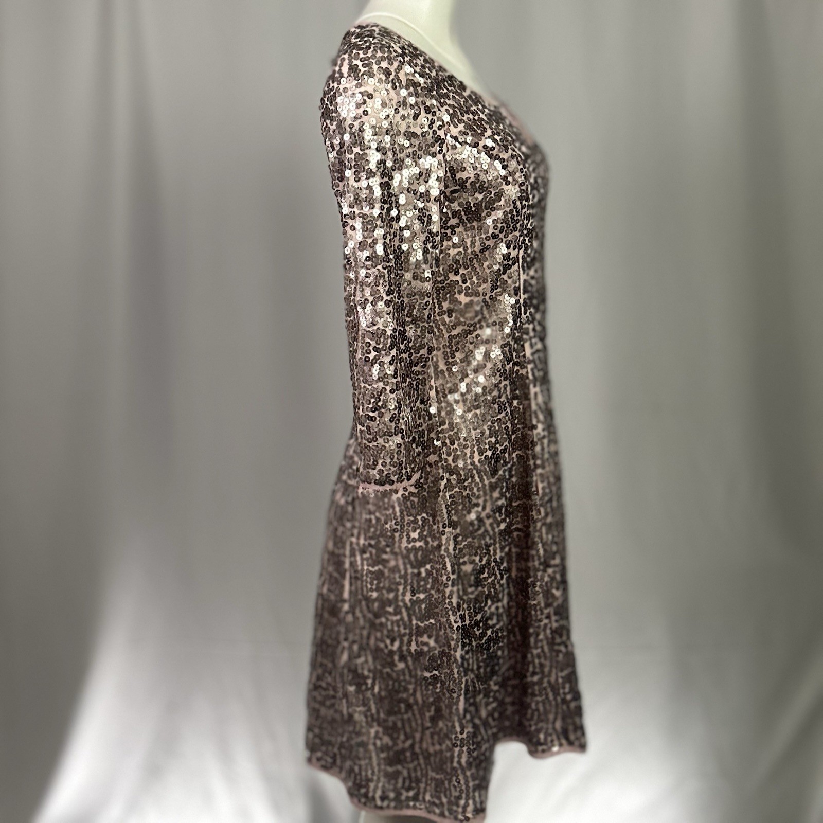 Eliza J Dress Pink Sequine Cocktail V-Neck 3/4 Sleeve Sparkly Birthday Mini 8