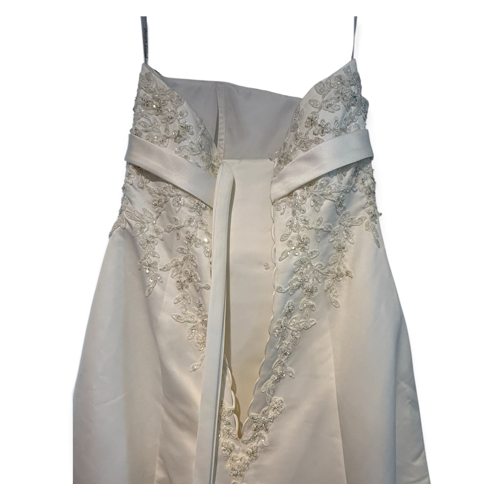 David’s Bridal Wedding Dress Size 6