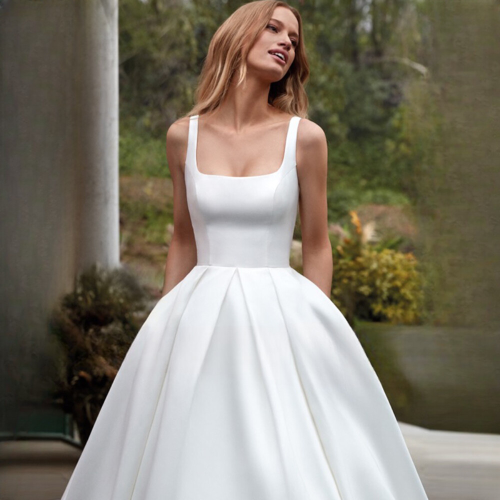 Simple Square Neck Sleeveless Backless Zipper Satin Wedding Dress with Pockets