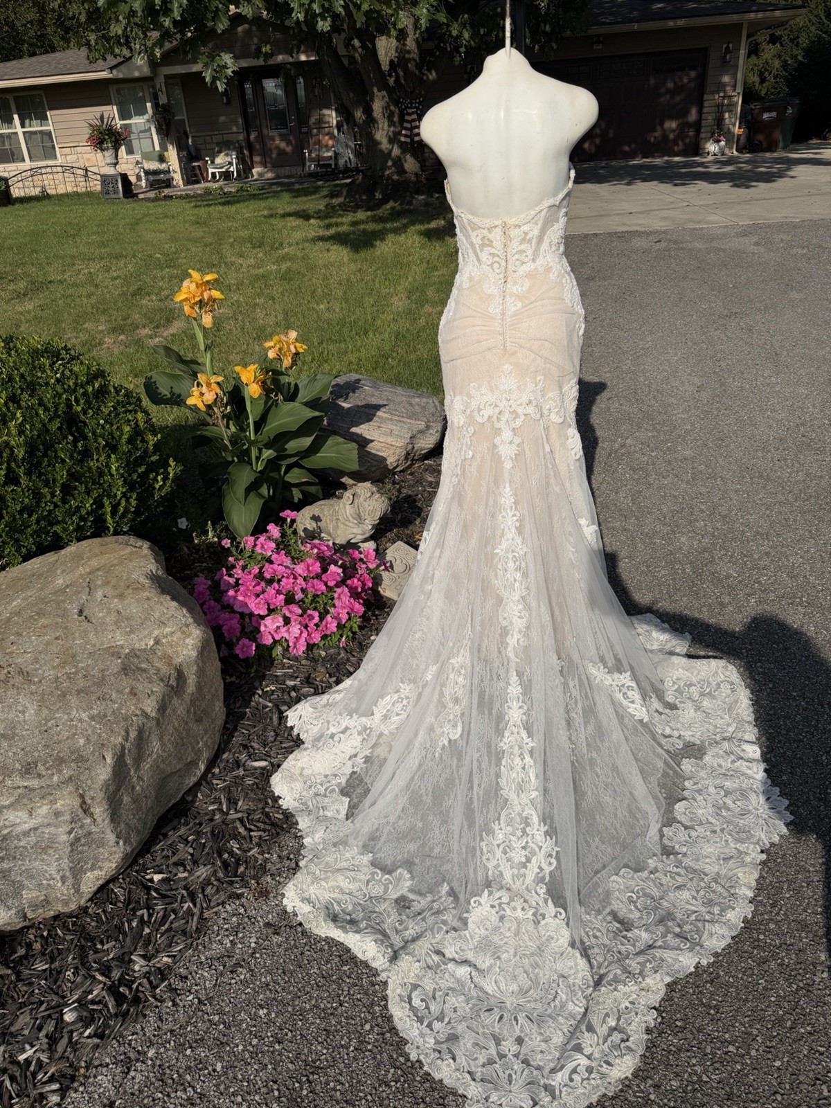 Great Martina Liana 1012 Corset Fitted Lace Bridal Wedding Dress Gown Orig $4500