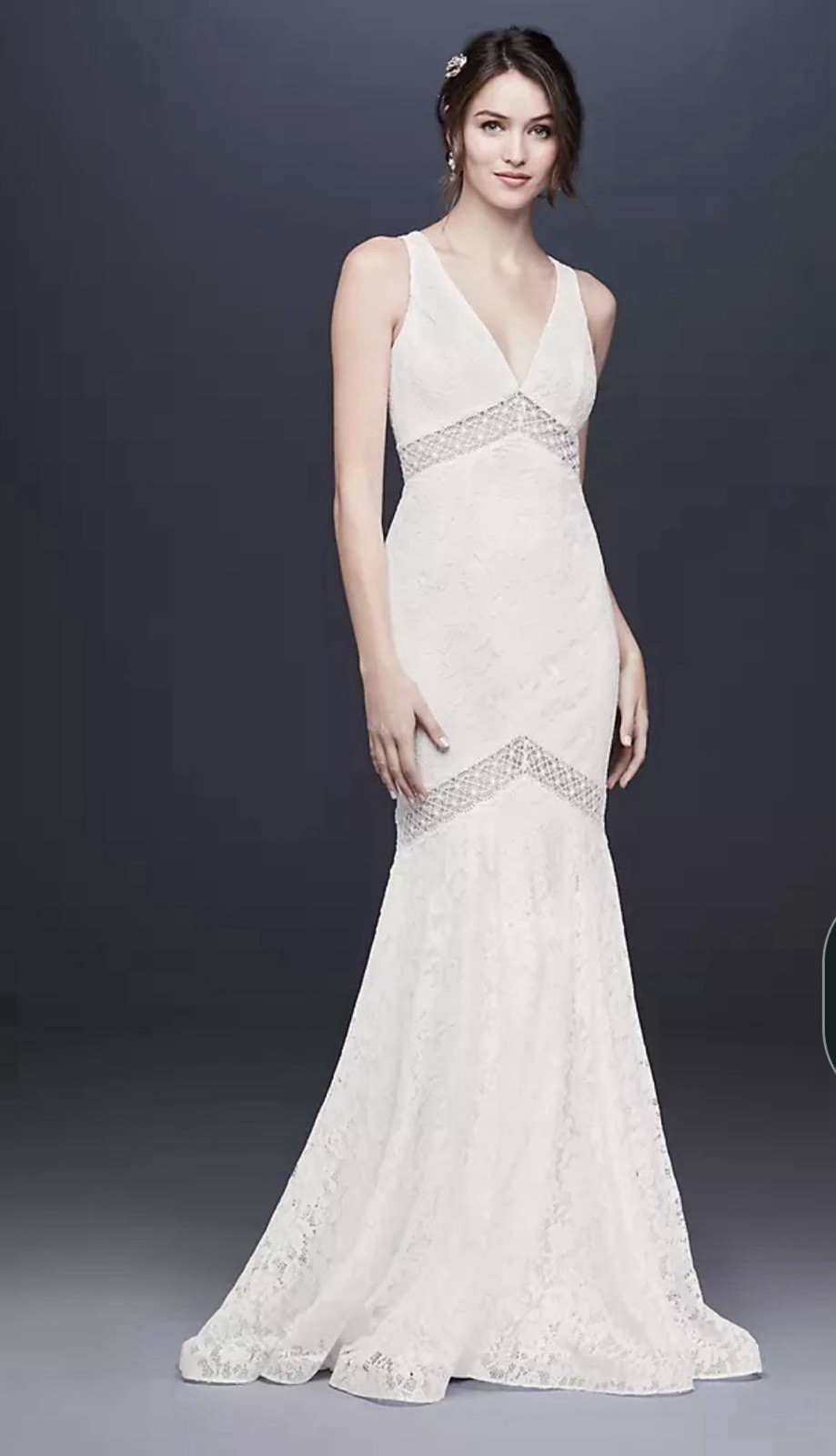 Galina V-Neck Lace Mermaid Wedding Dress Size 6 NWT Soft White