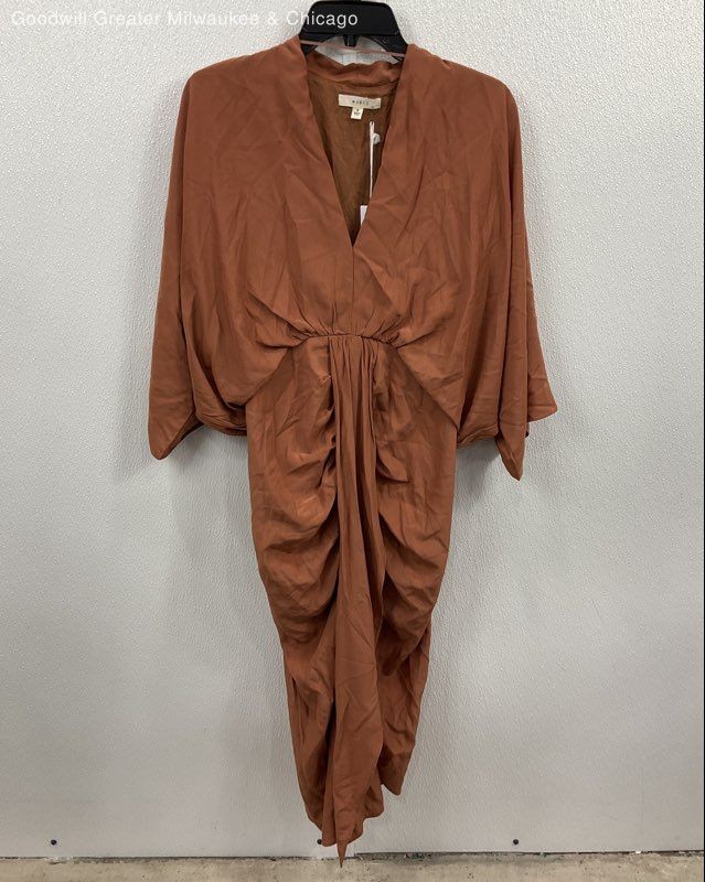 NWT Stitch & Feather Women Brick Vee Neck Midi Dress Size Small