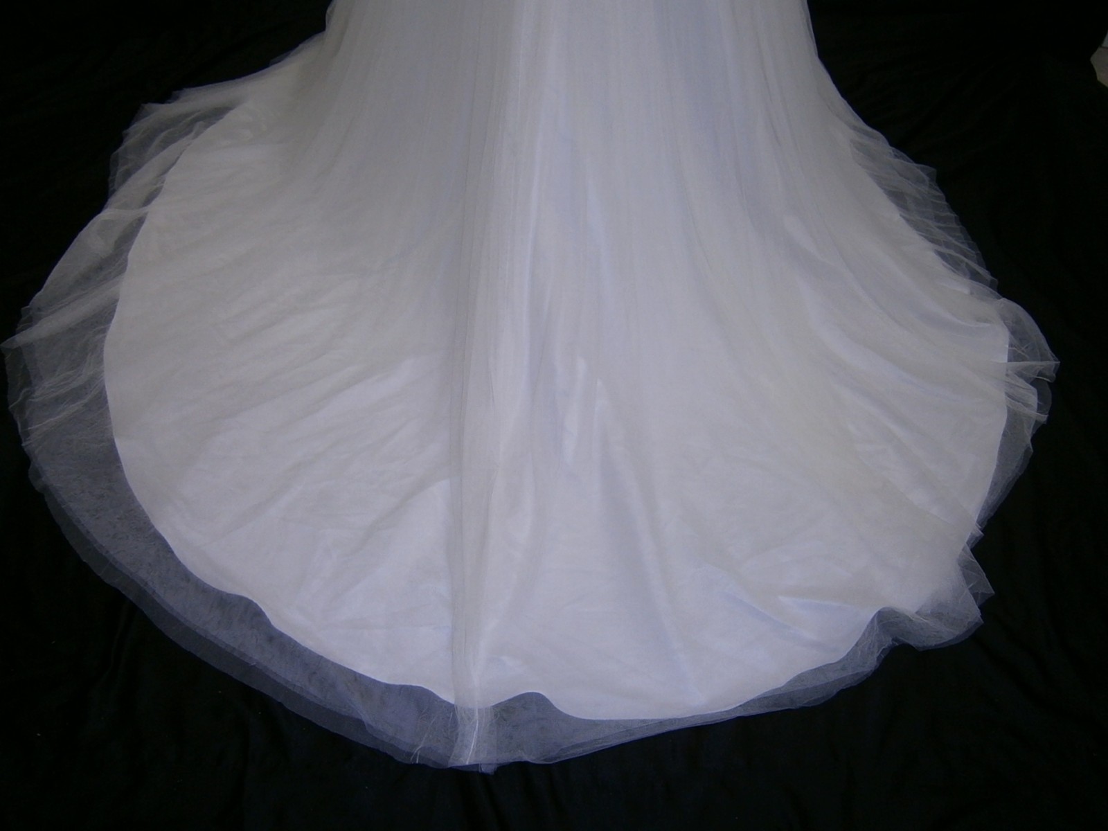 DaVinci Wedding Dress 10-12 Off-White Tulle Ball Gown Bling Belt Illusion Modern