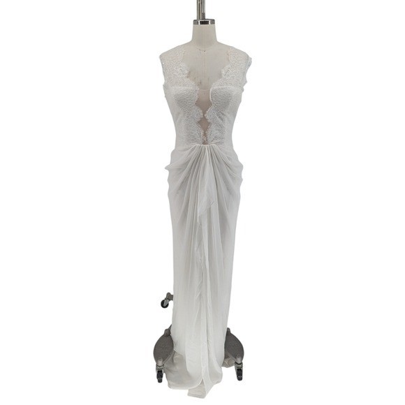 11683 BCBGMaxazria Lace Ruched Maxi Dress White size 6 wedding bridal formal