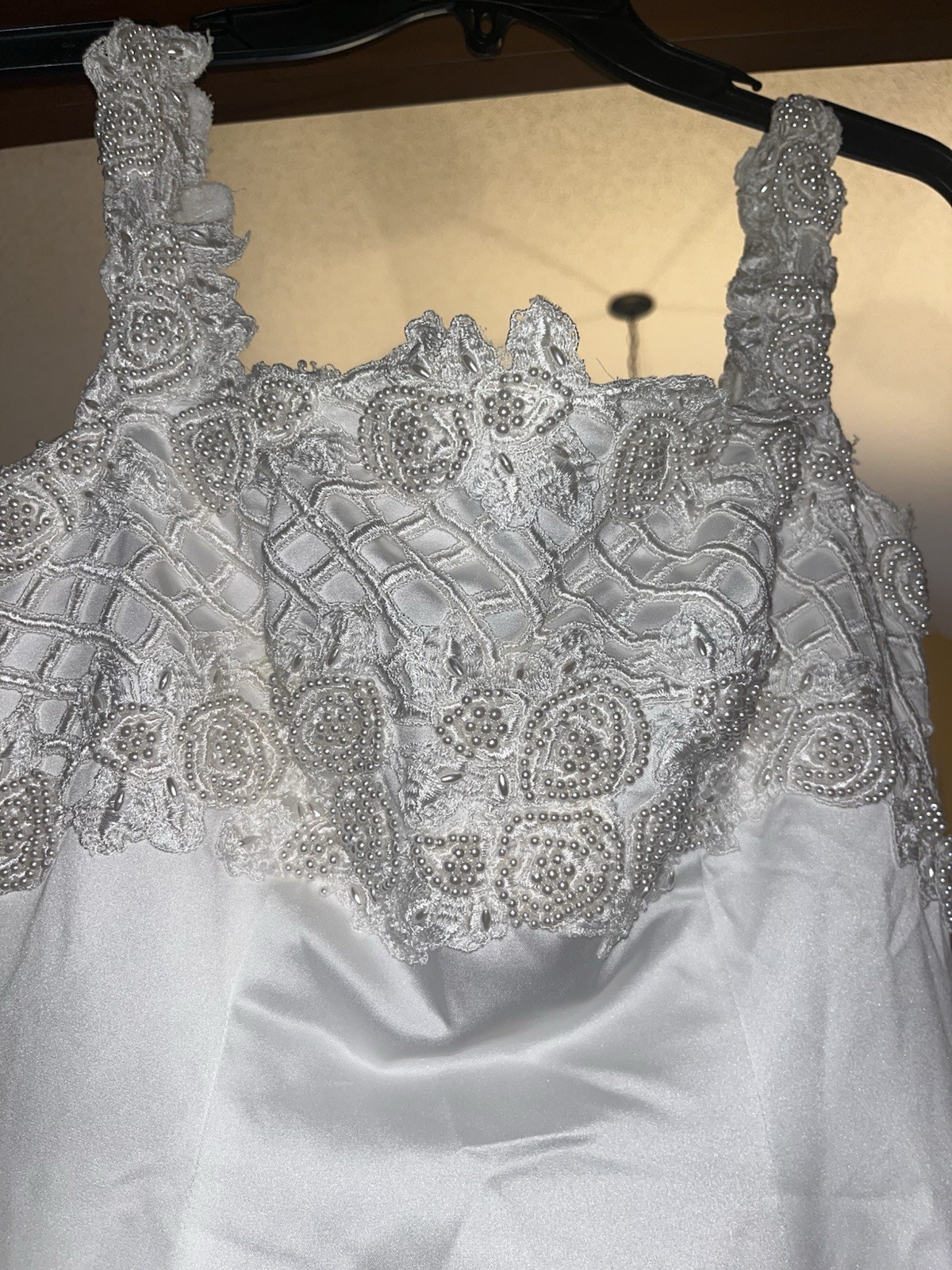 Vintage Jasmine Wedding Gown/ Dress Size 8 White Beaded Style S97S5 NWT