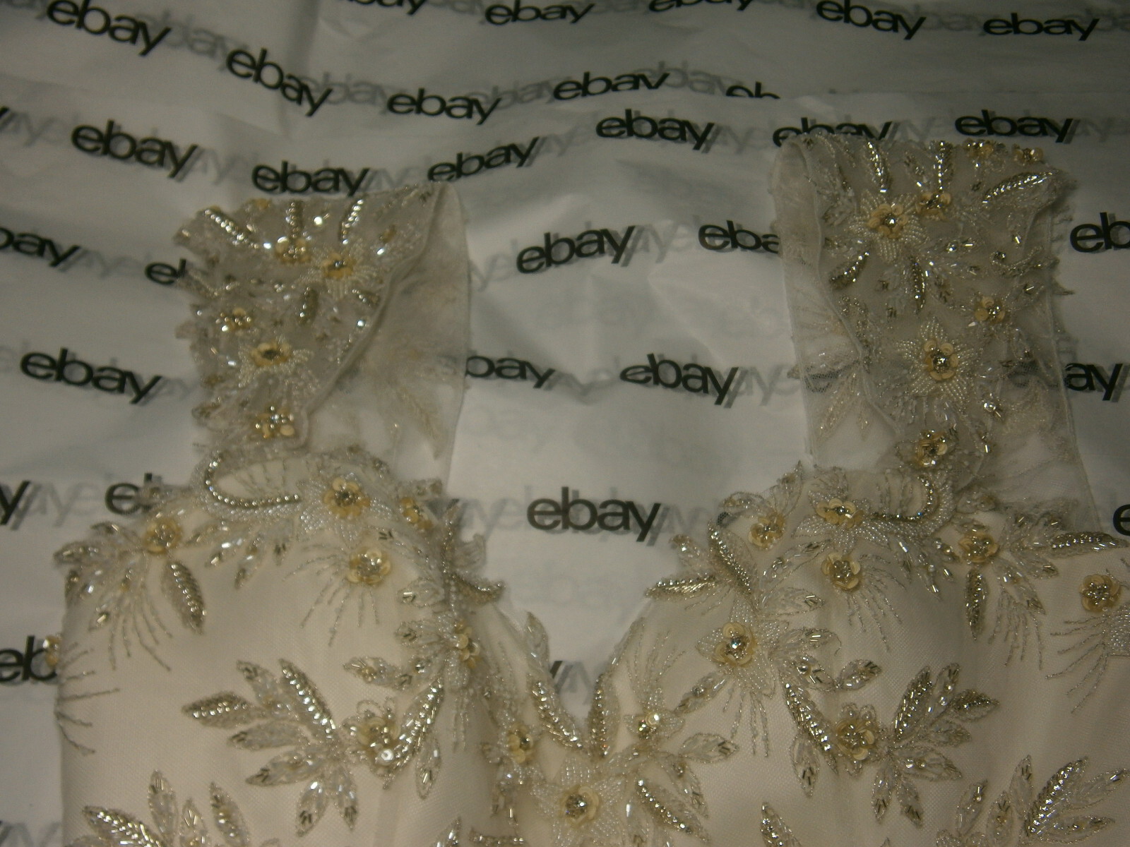 Casablanca Custom 2147 Ivory Wedding Dress 14 Tulle Ballgown Cap Sleeve V Back