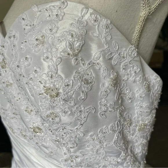 MOONLIGHT Bridal White Taffeta Collection Dress