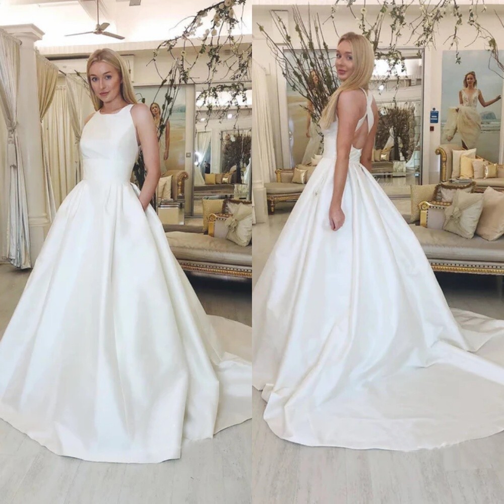 Simple Wedding Dresses Halter Neck Backless Sweep Train Satin Bridal Gowns