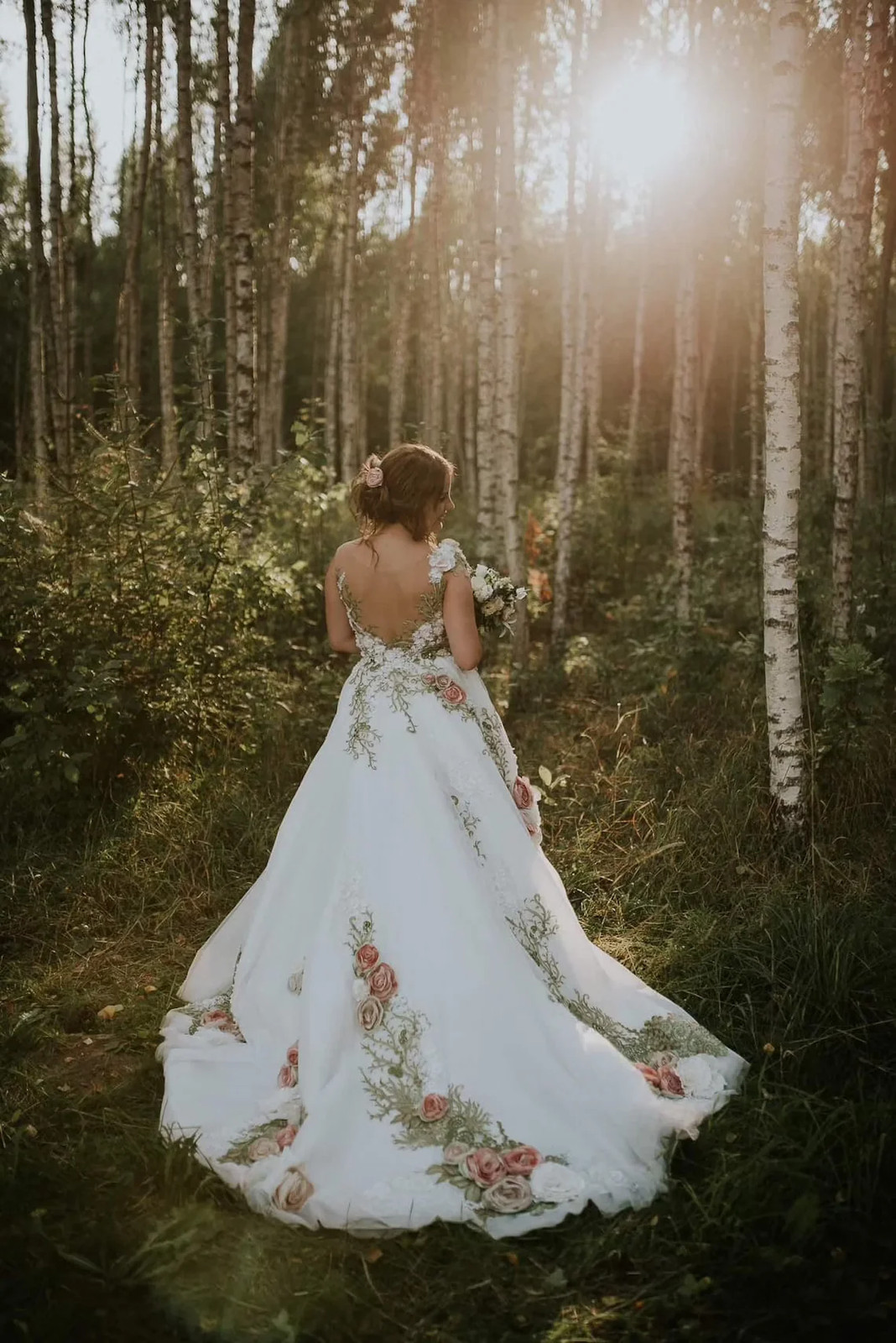 V-neck Wedding Dresses New Design Rose Collection White For Bridal Open Back