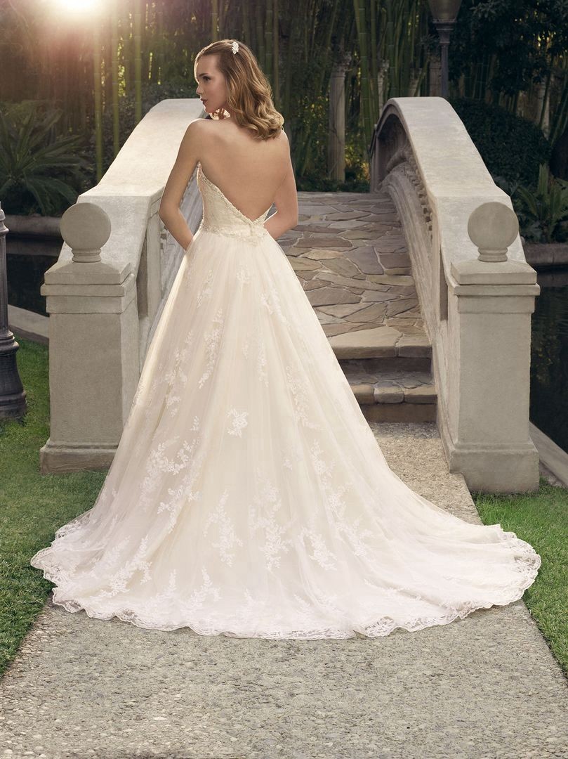 Casablanca Bridal #2170 Swarovski Crystal & Lace Wedding Dress Womens Size 18