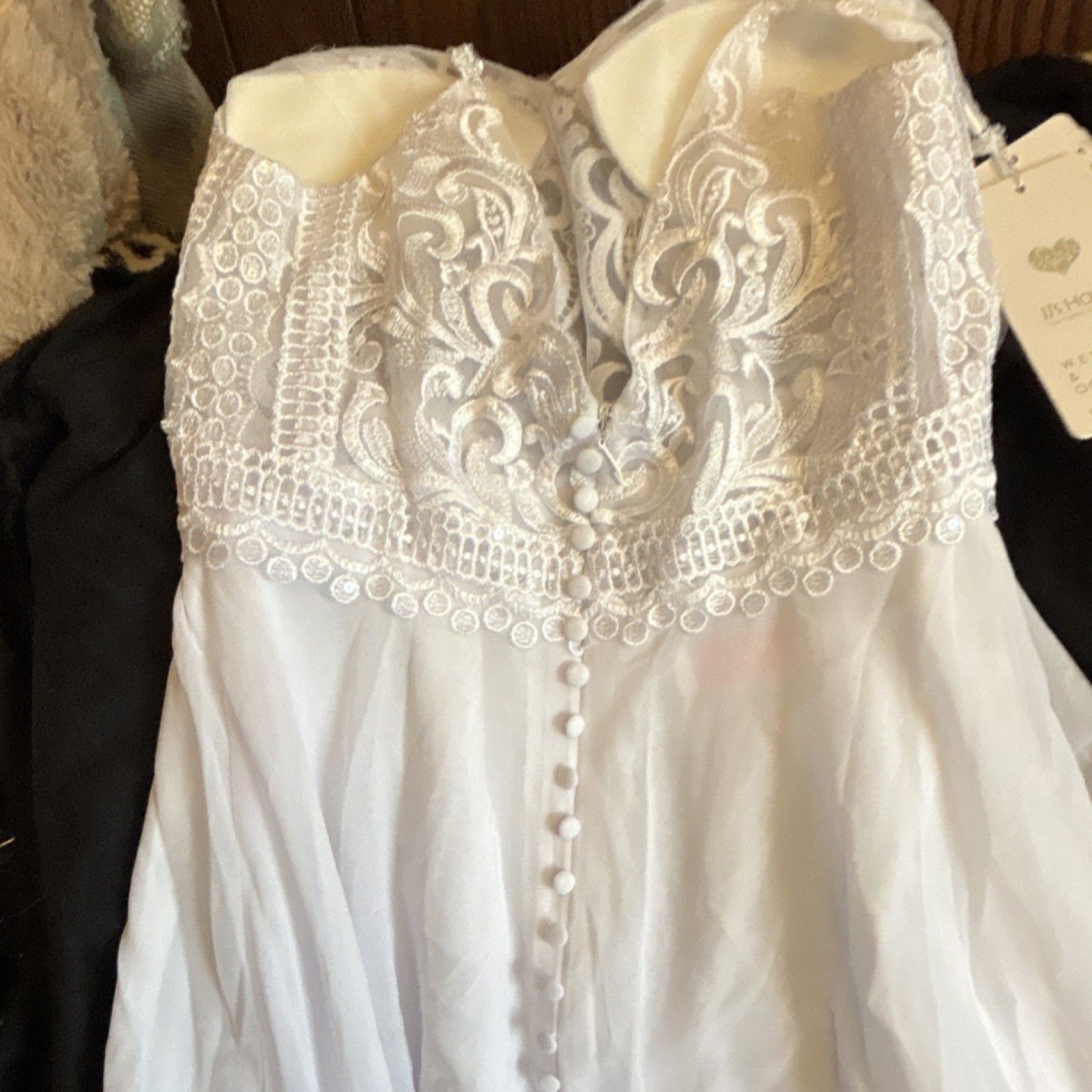 JJ’s House White Lace Sleeveless Sweetheart A-Line Full-Length Wedding Dress