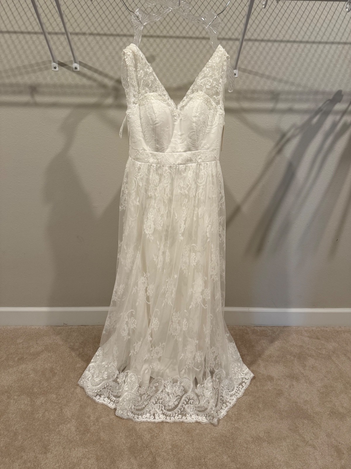 Beautiful Brand New With Tags Full Length A Line Wedding Dress Size 12
