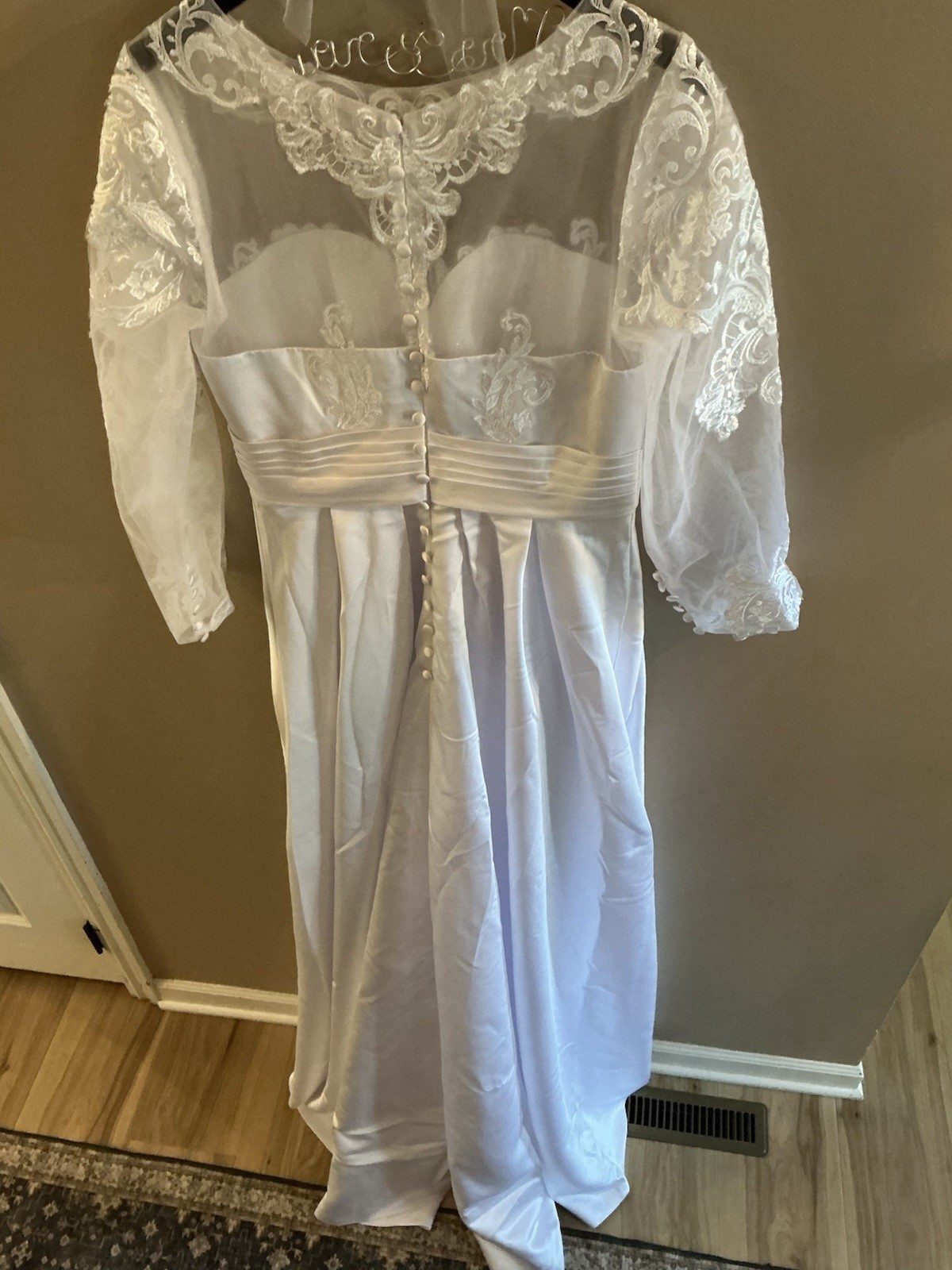 Brand New Size 16 Wedding Dress Satin and Sheer Bodice With Lace